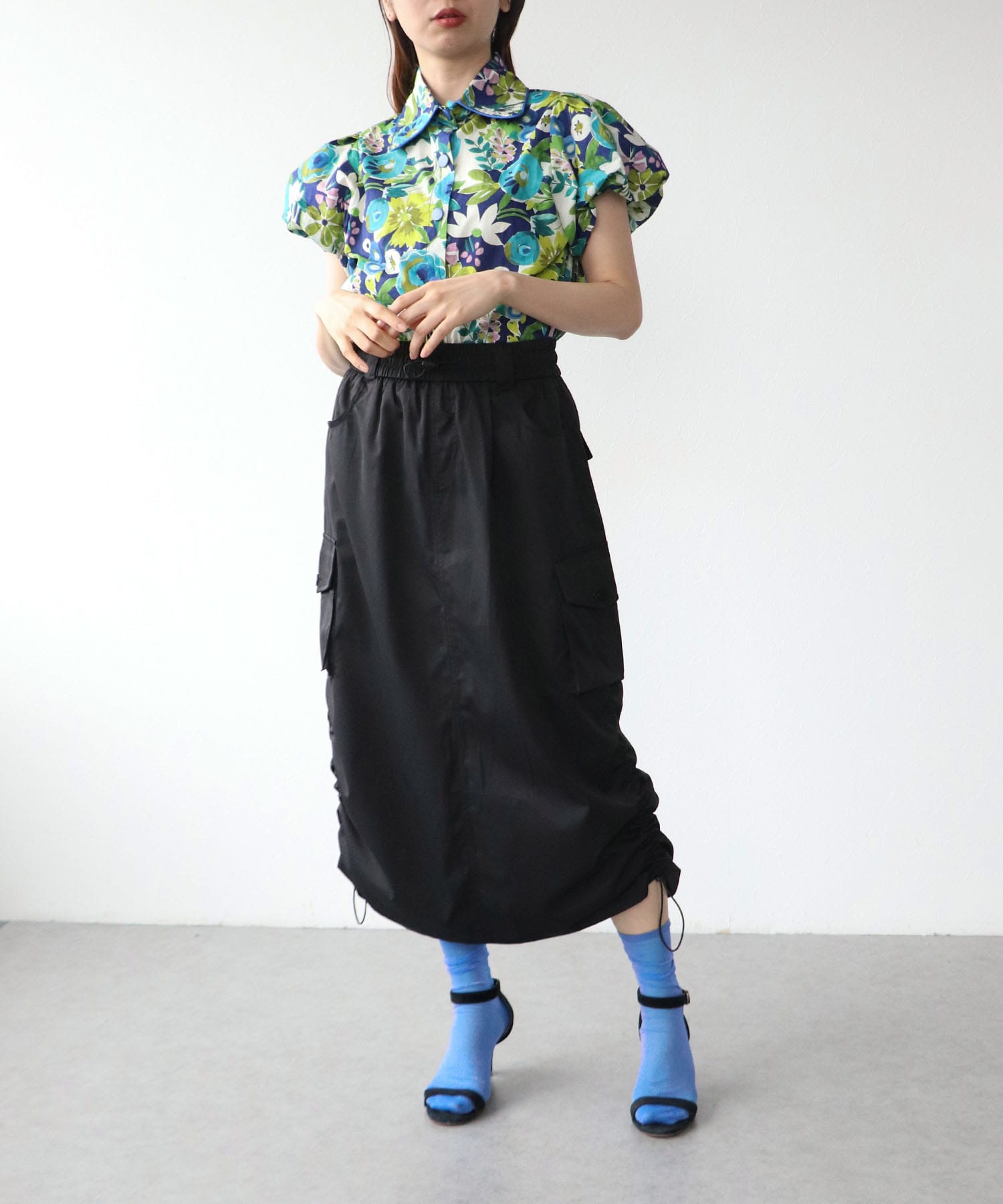 【WEB先行販売】草花プリントバルーン袖ブラウス
