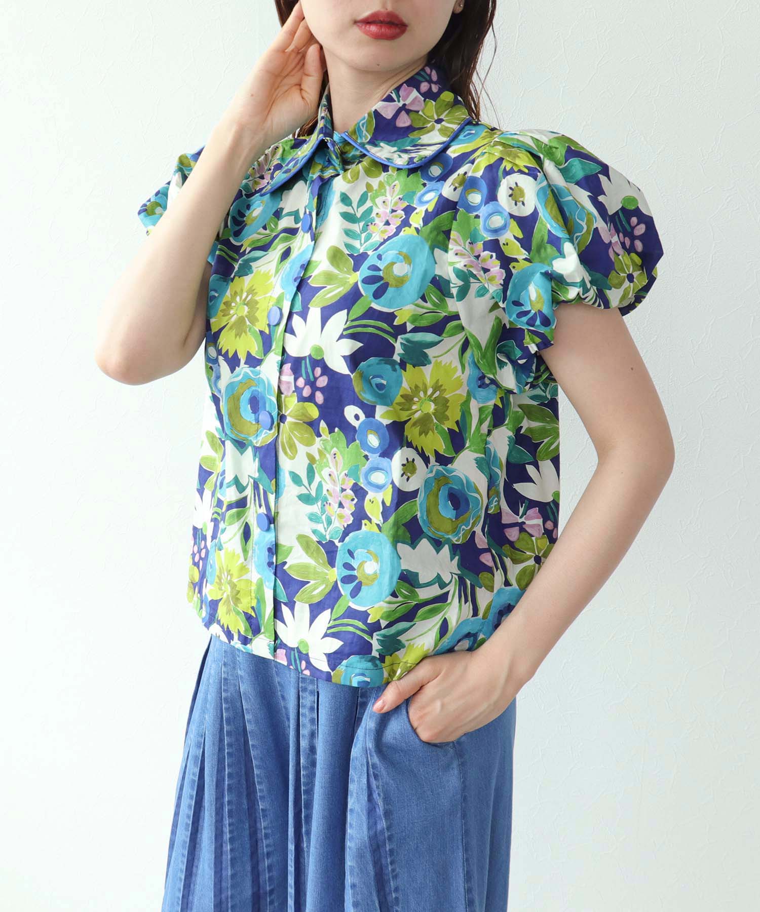 【WEB先行販売】草花プリントバルーン袖ブラウス