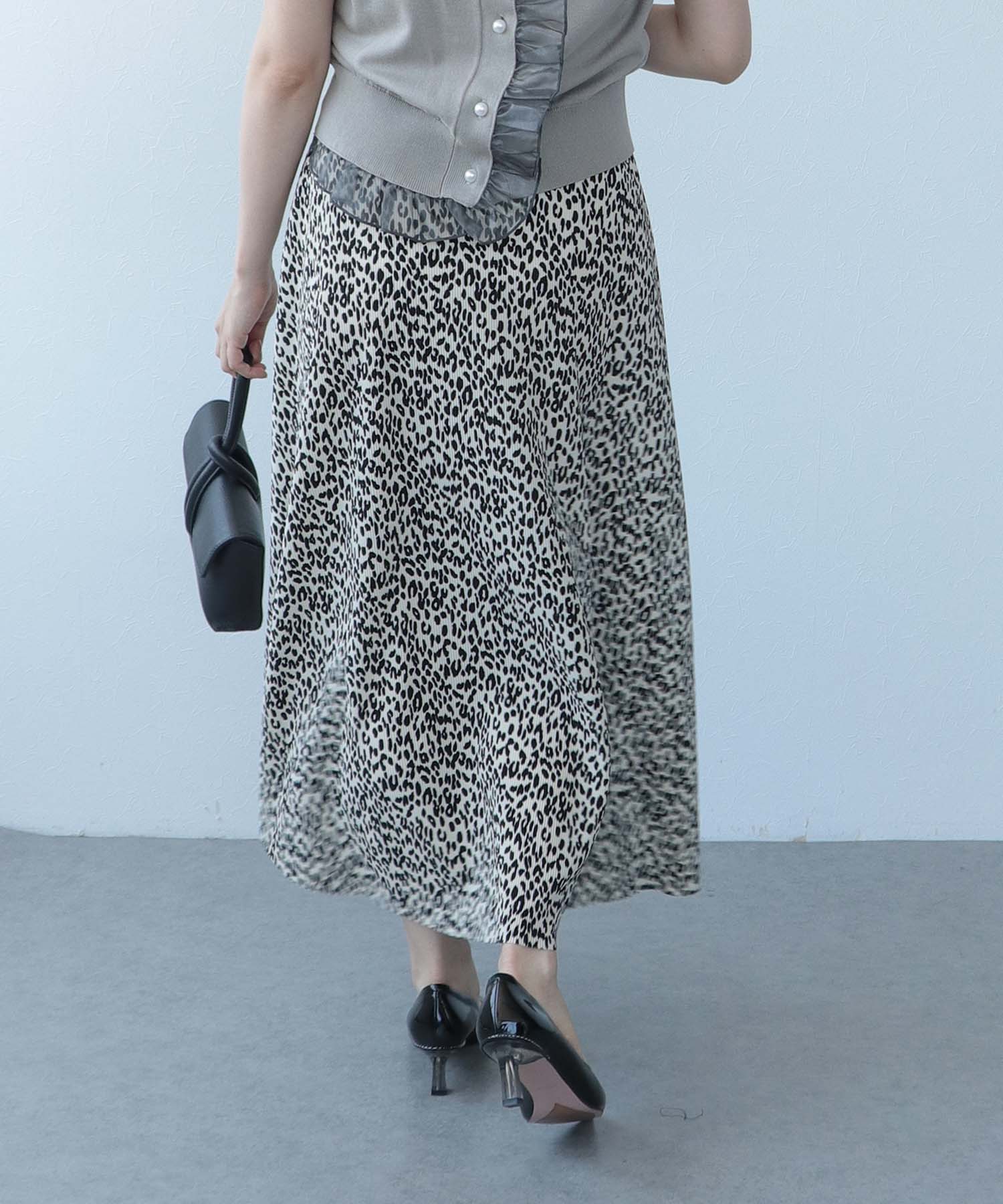 ヒョウ柄プリーツ加工スカート