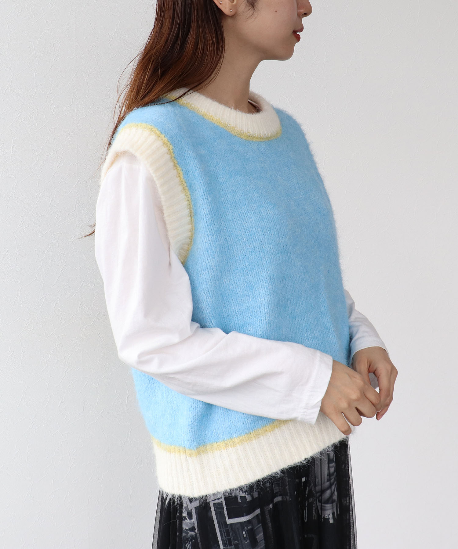 バイカラーニットベスト