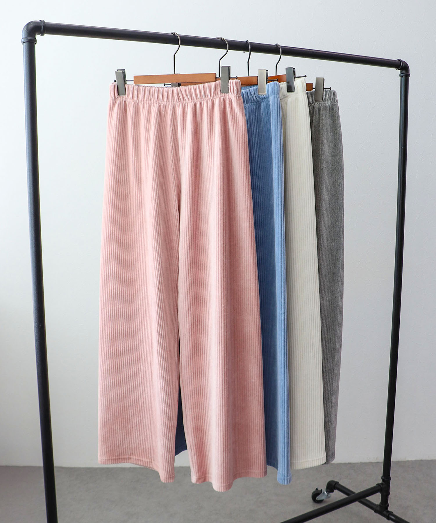 ソフトコーデュロイパンツ