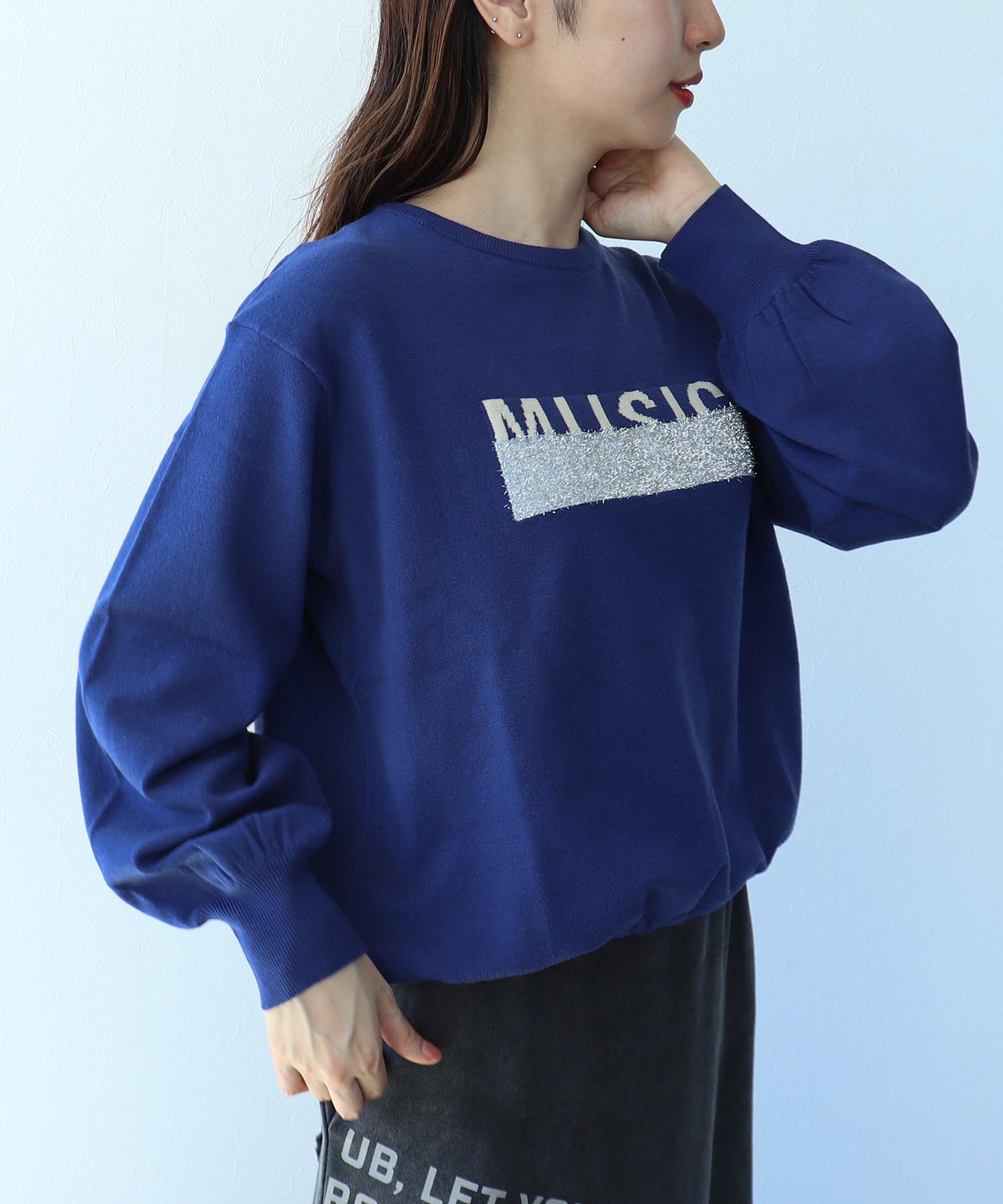 ラメロゴジャガードプルオーバー