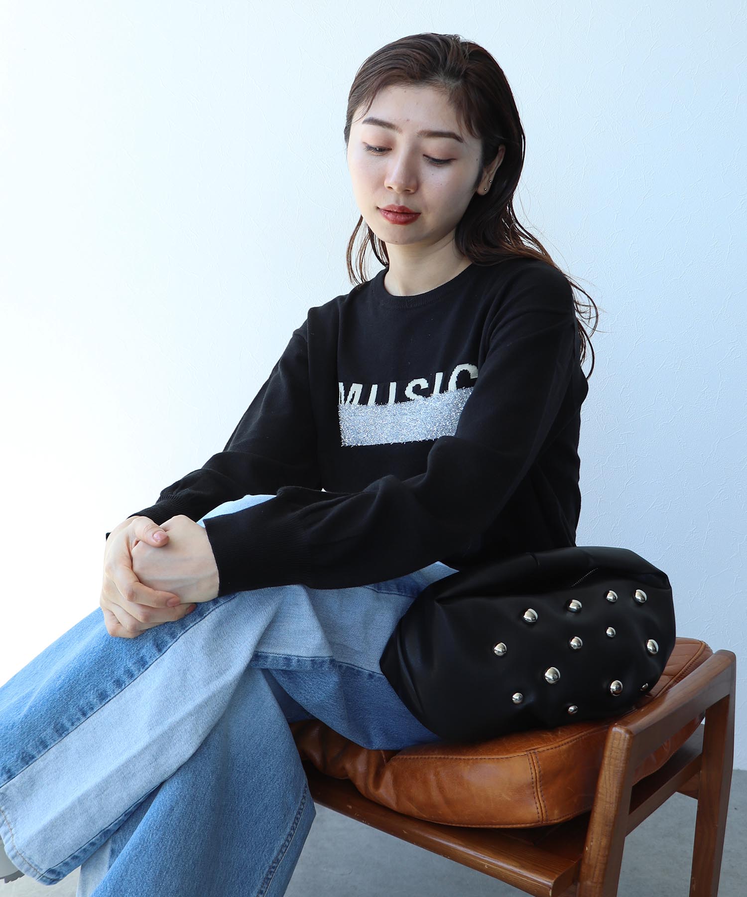 ラメロゴジャガードプルオーバー