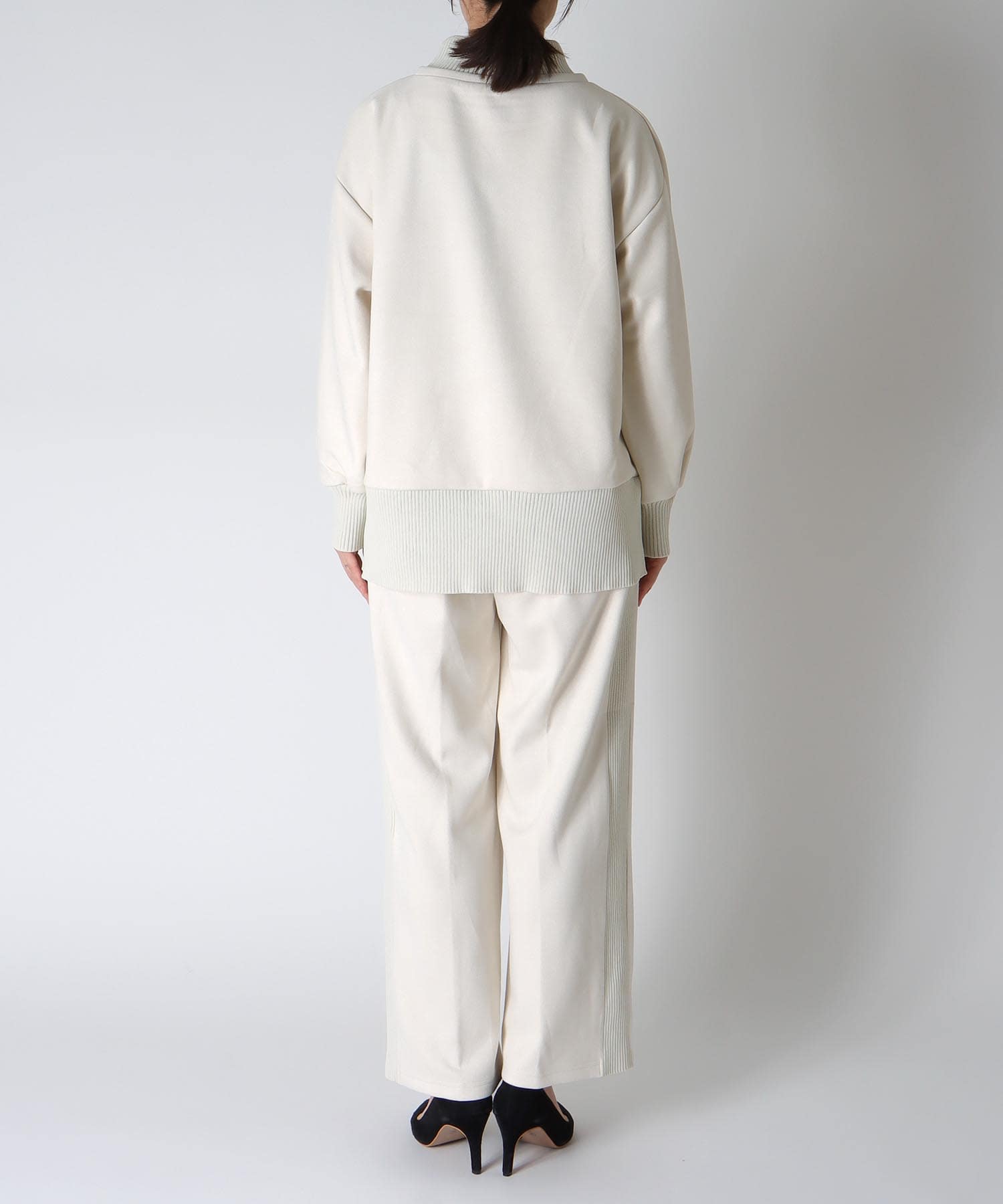 スエード×リブストレートパンツ