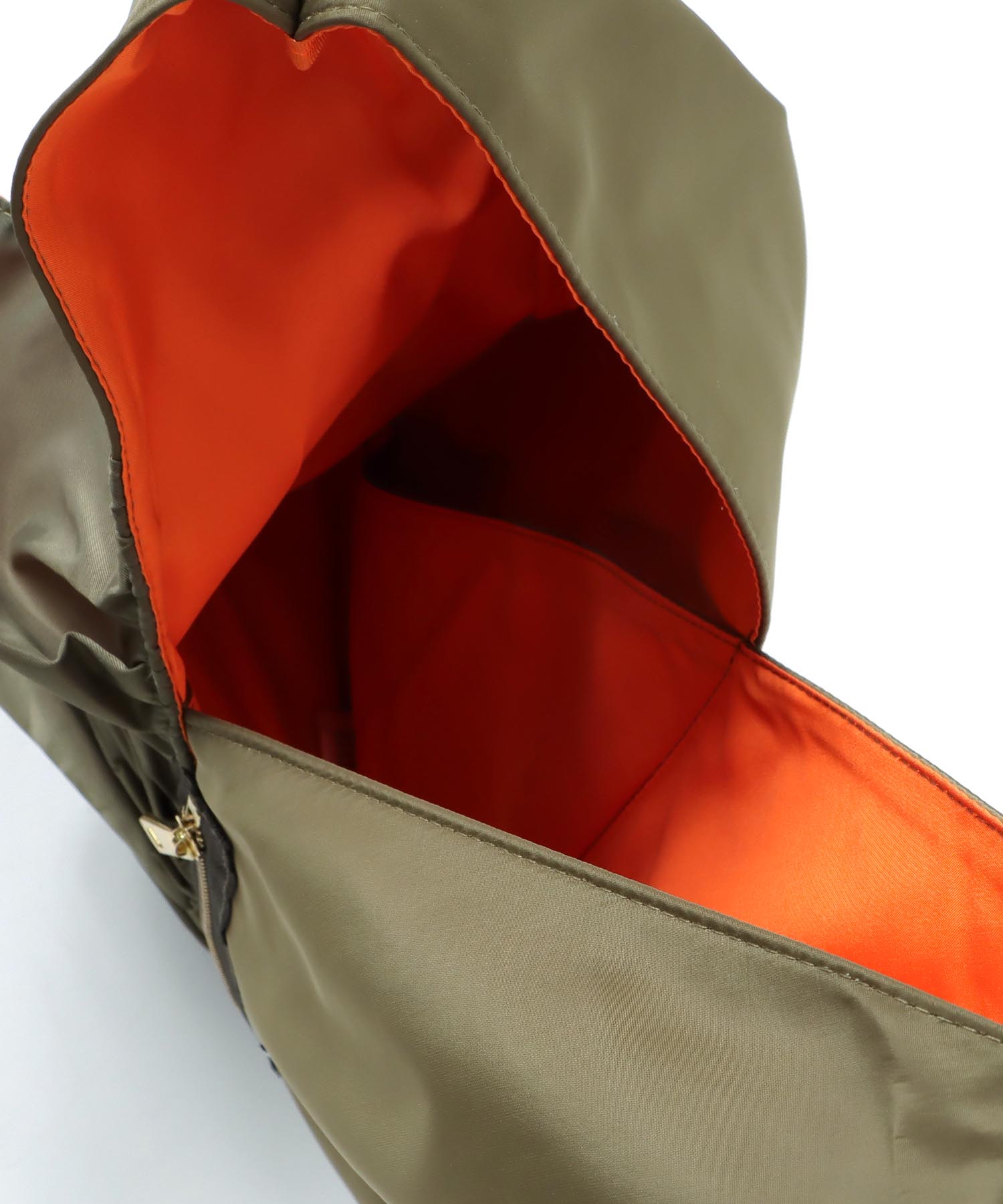 【OUTDOOR PRODUCTS】ティアードフリルバッグ