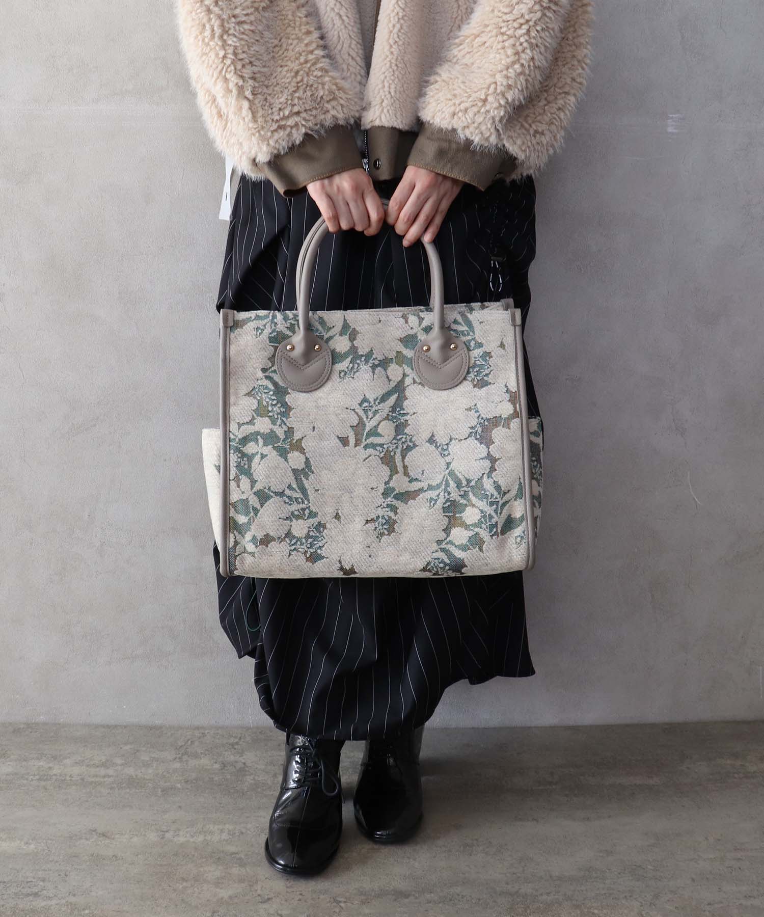 ジャガードスクエアトート