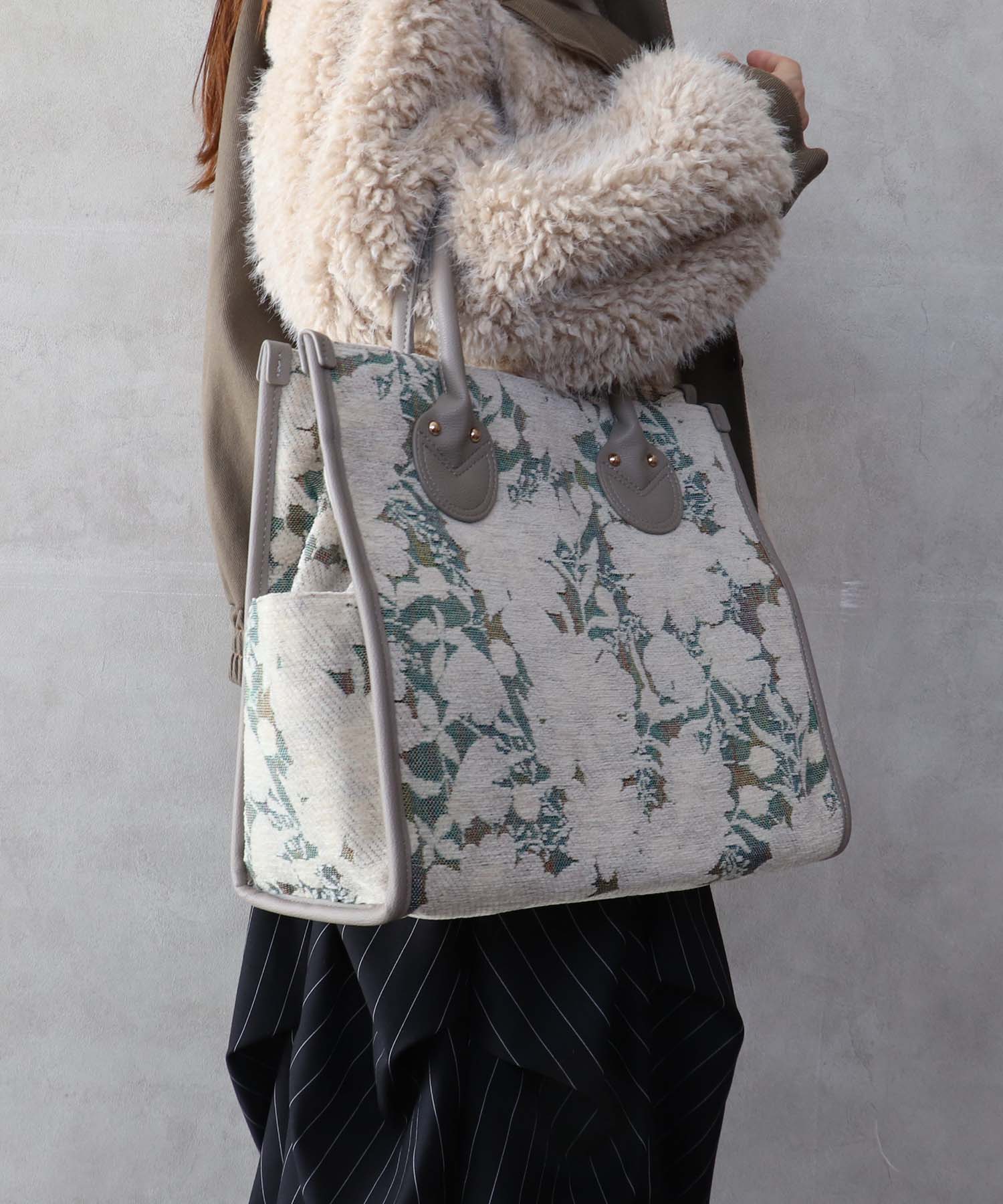 ジャガードスクエアトート