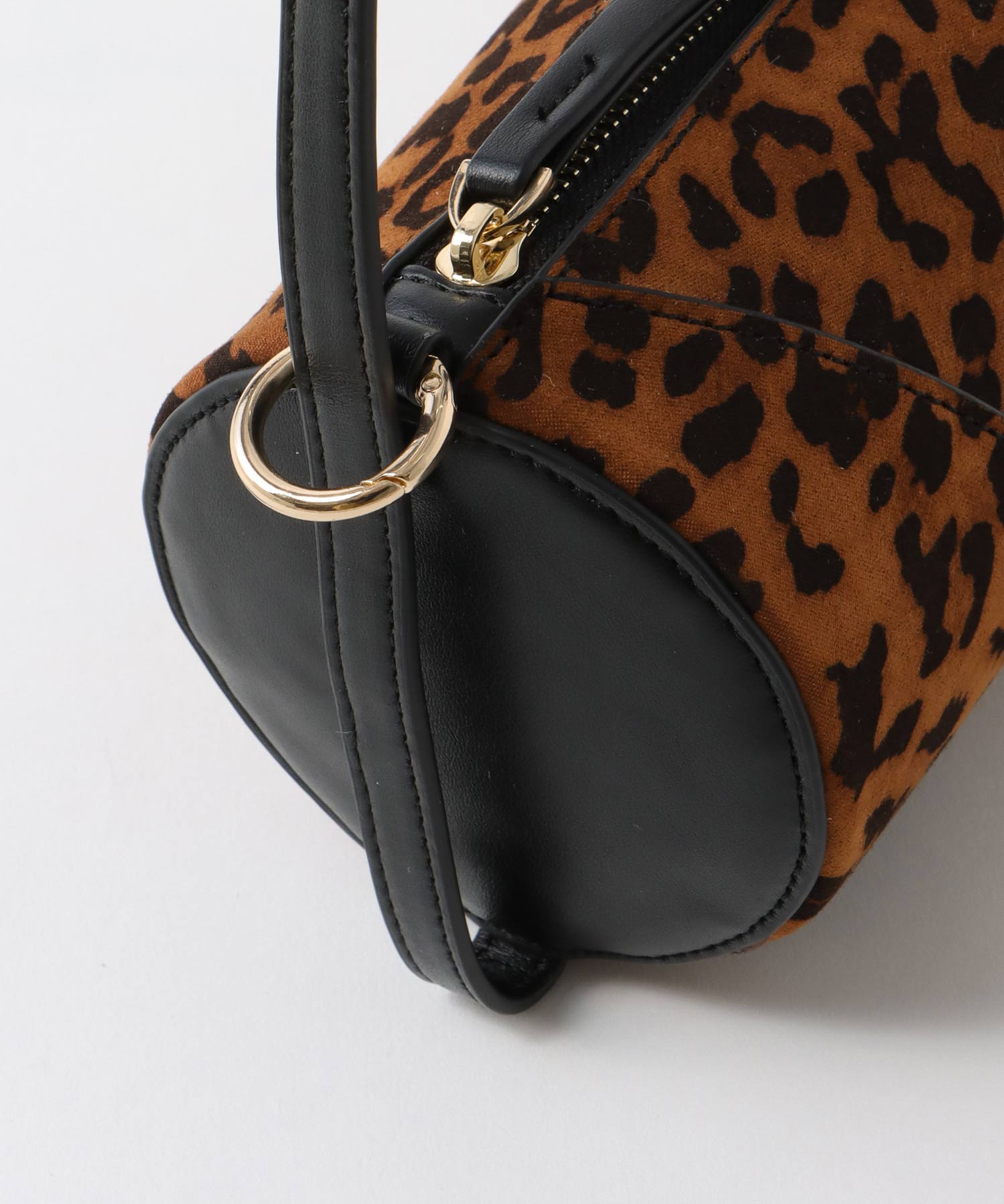 シリンダー2WAYショルダーバッグ