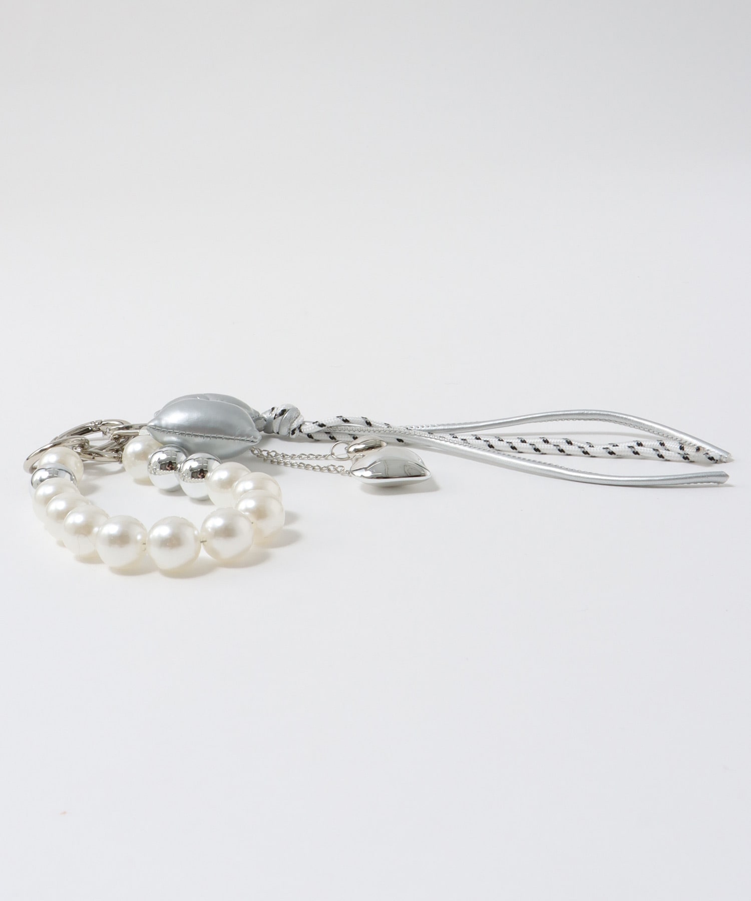 リボンチャーム