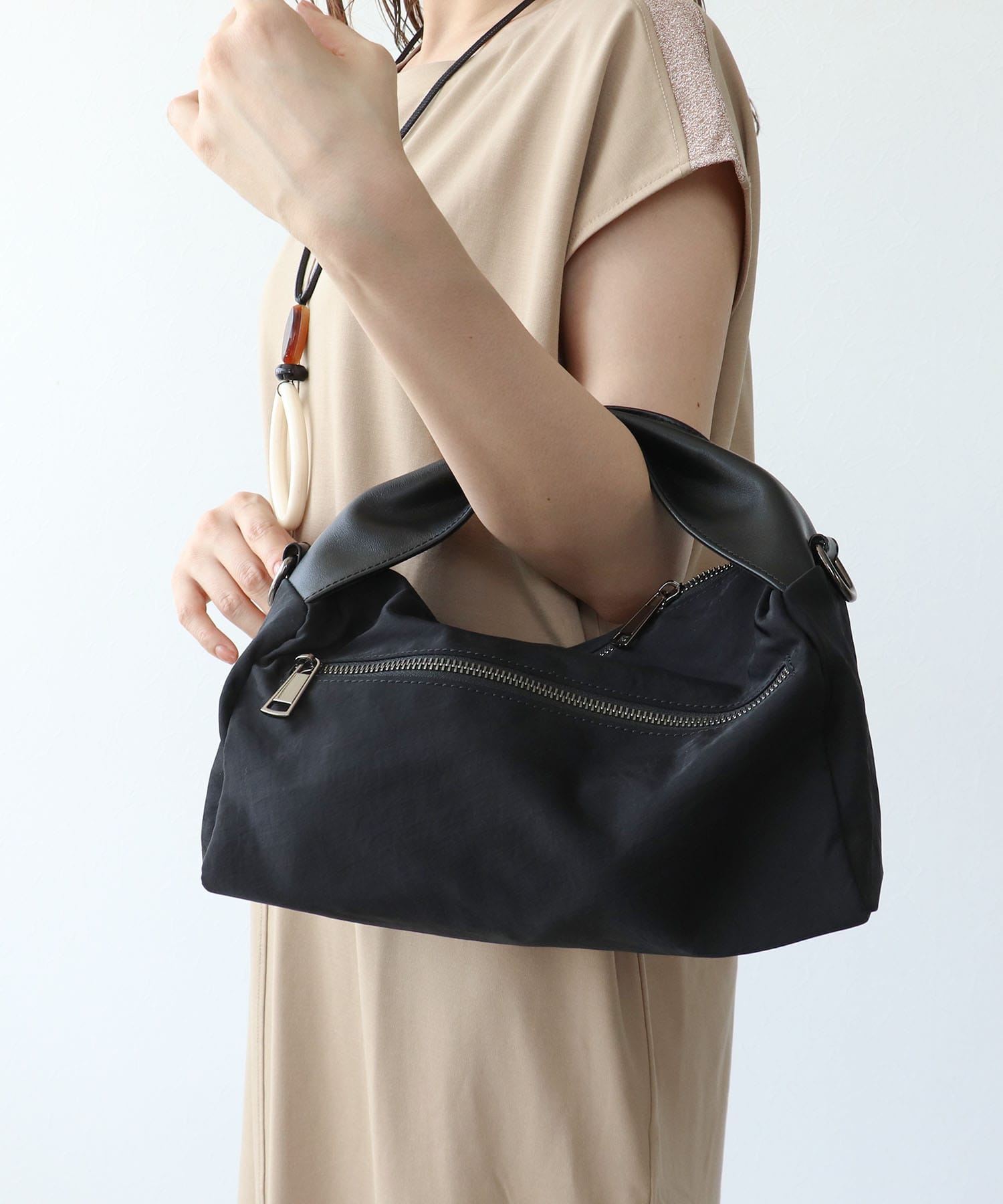 牛革×撥水ナイロンミニショルダーバッグ
