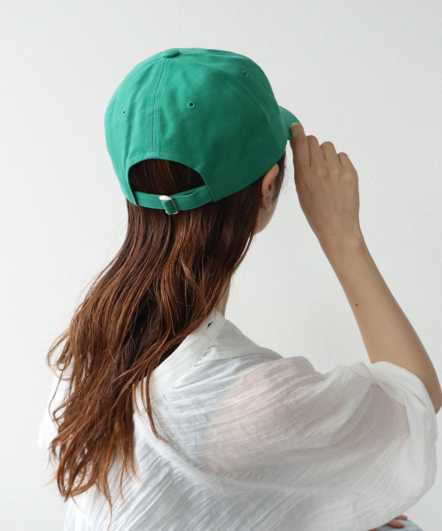 クラウン刺繍CAP