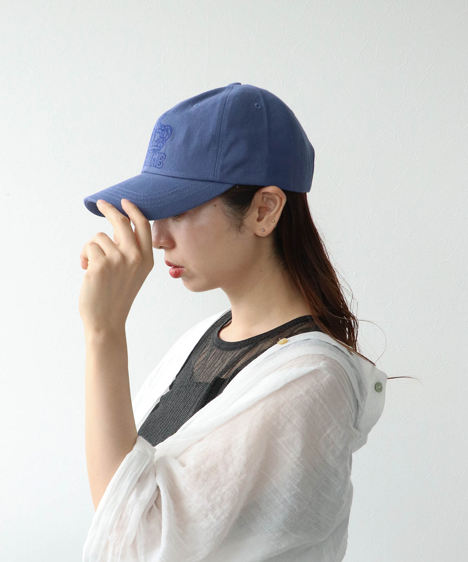クラウン刺繍CAP