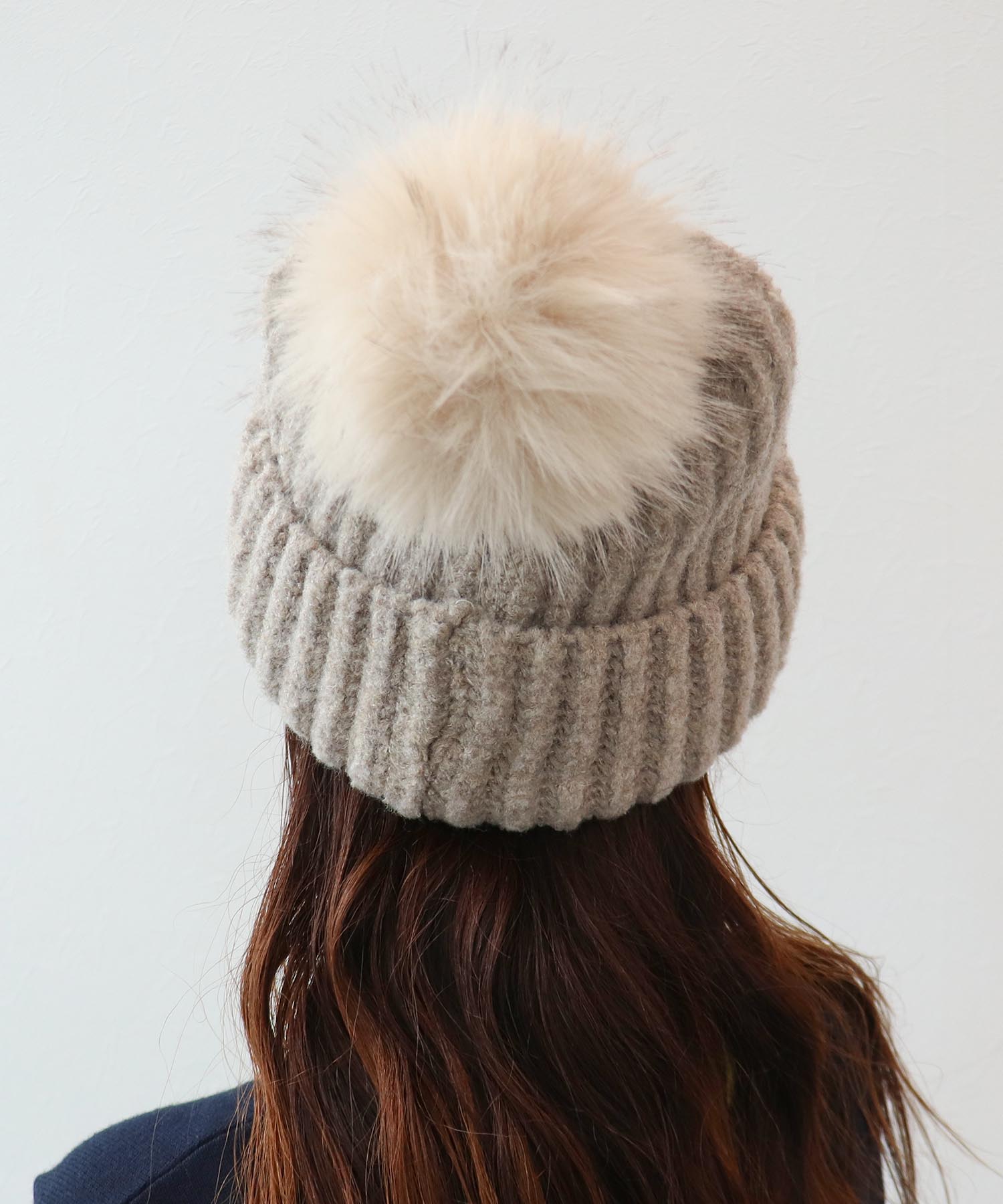 ポンポン付リブニット帽