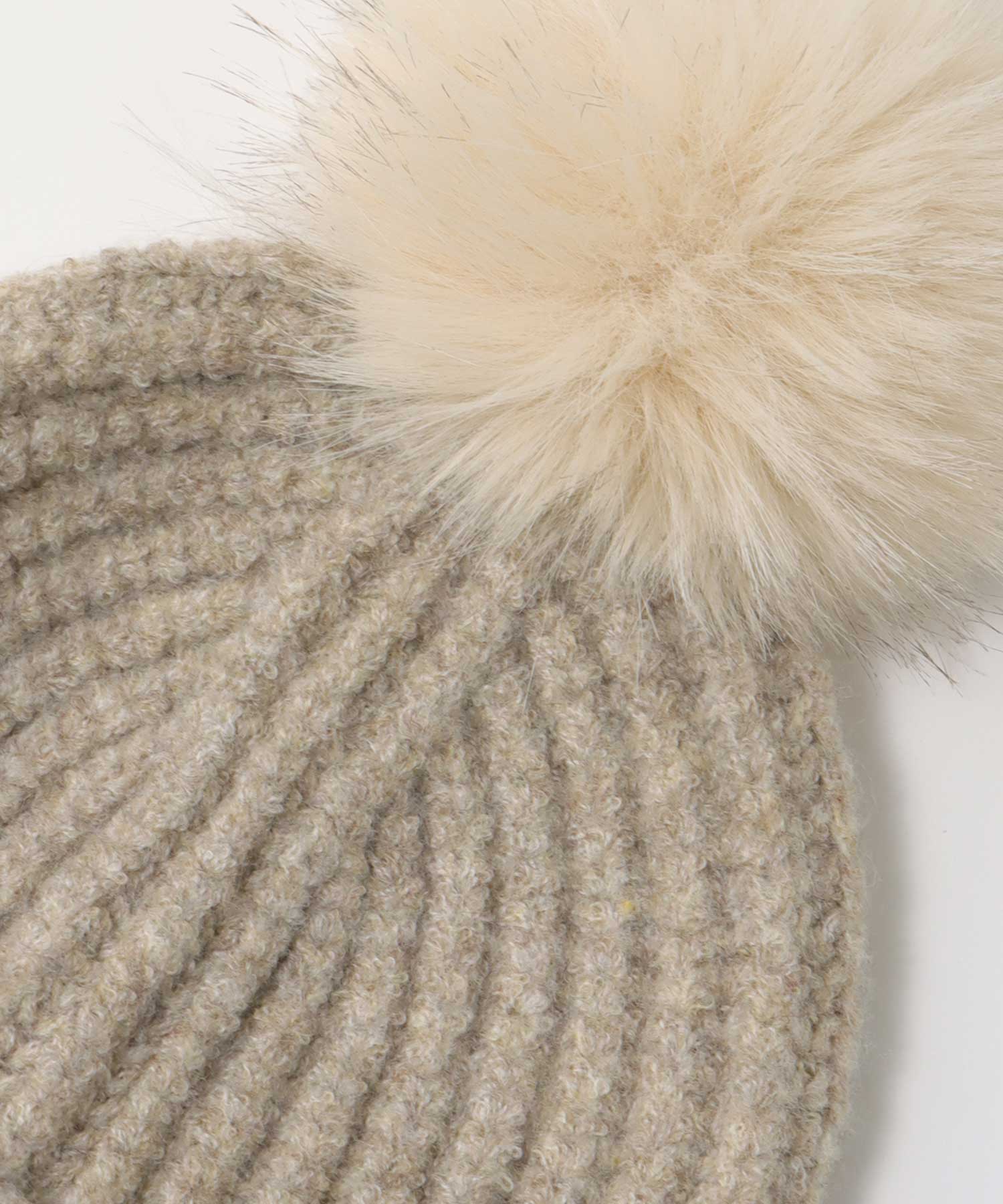 ポンポン付リブニット帽