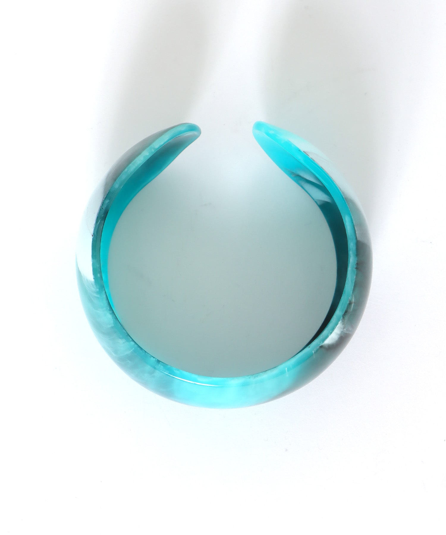 カラーアクリルバングル