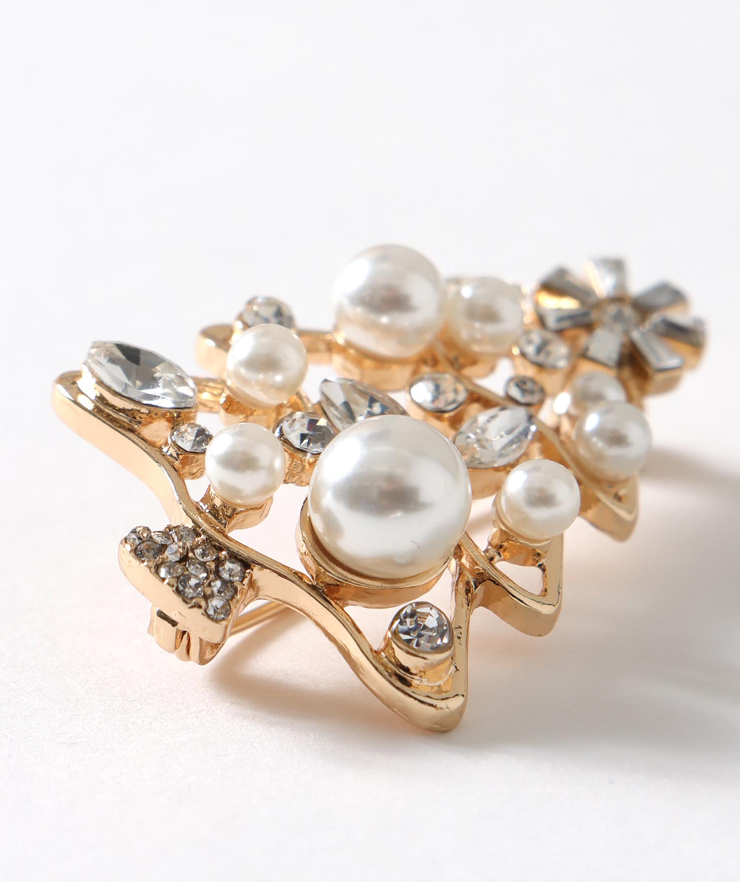 ツリーパールブローチ