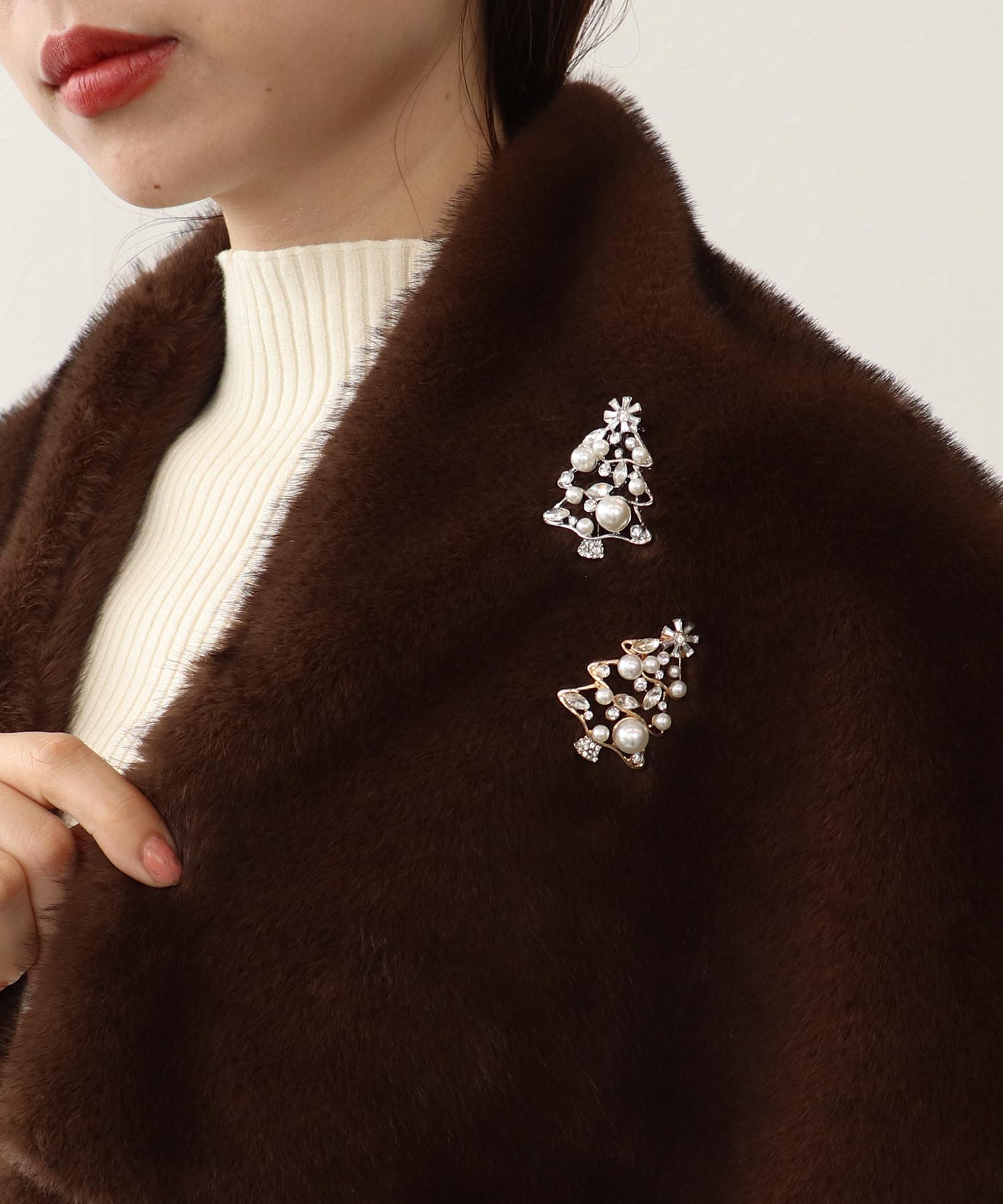 ツリーパールブローチ