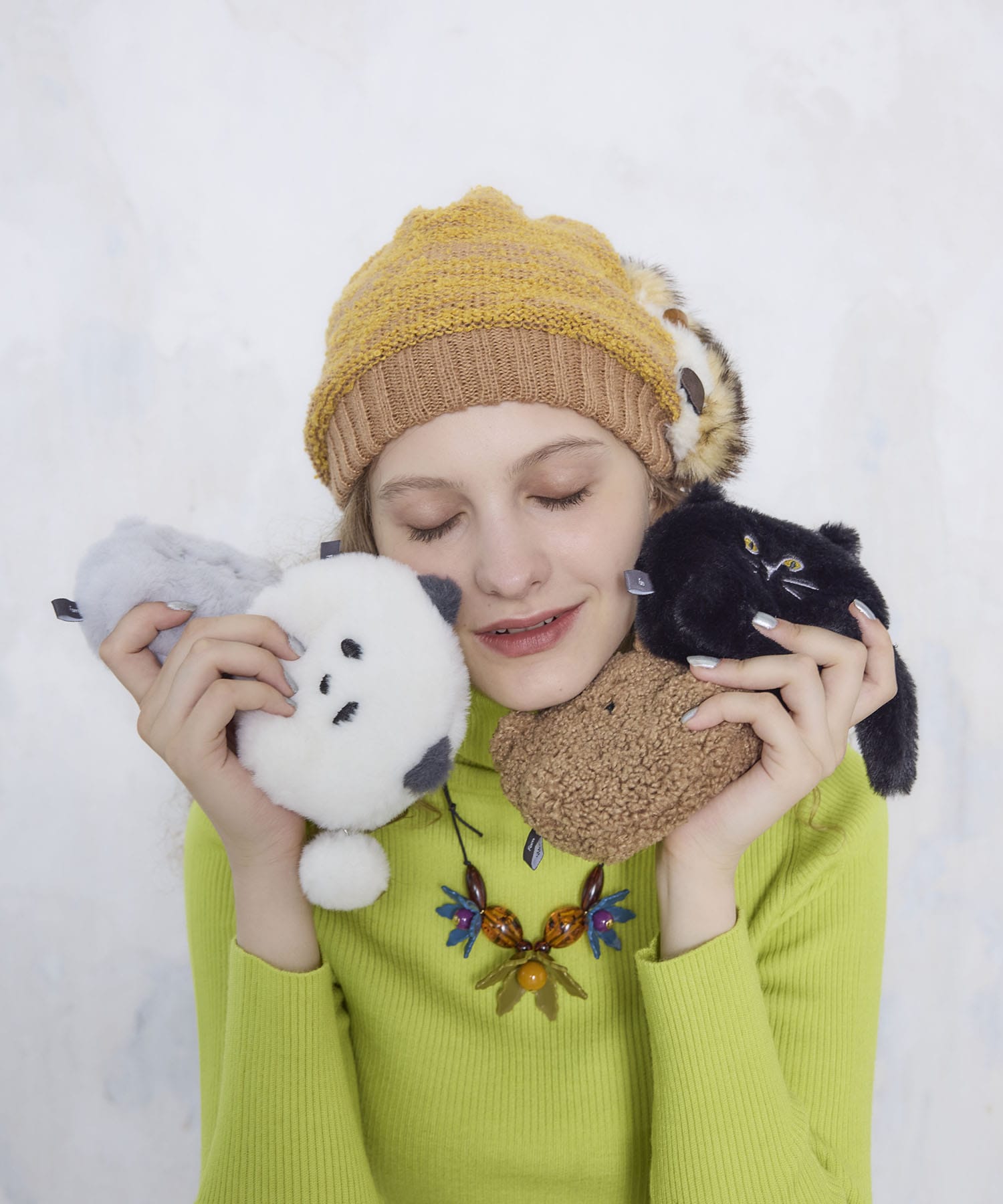 チャーミーフェイスポーチ