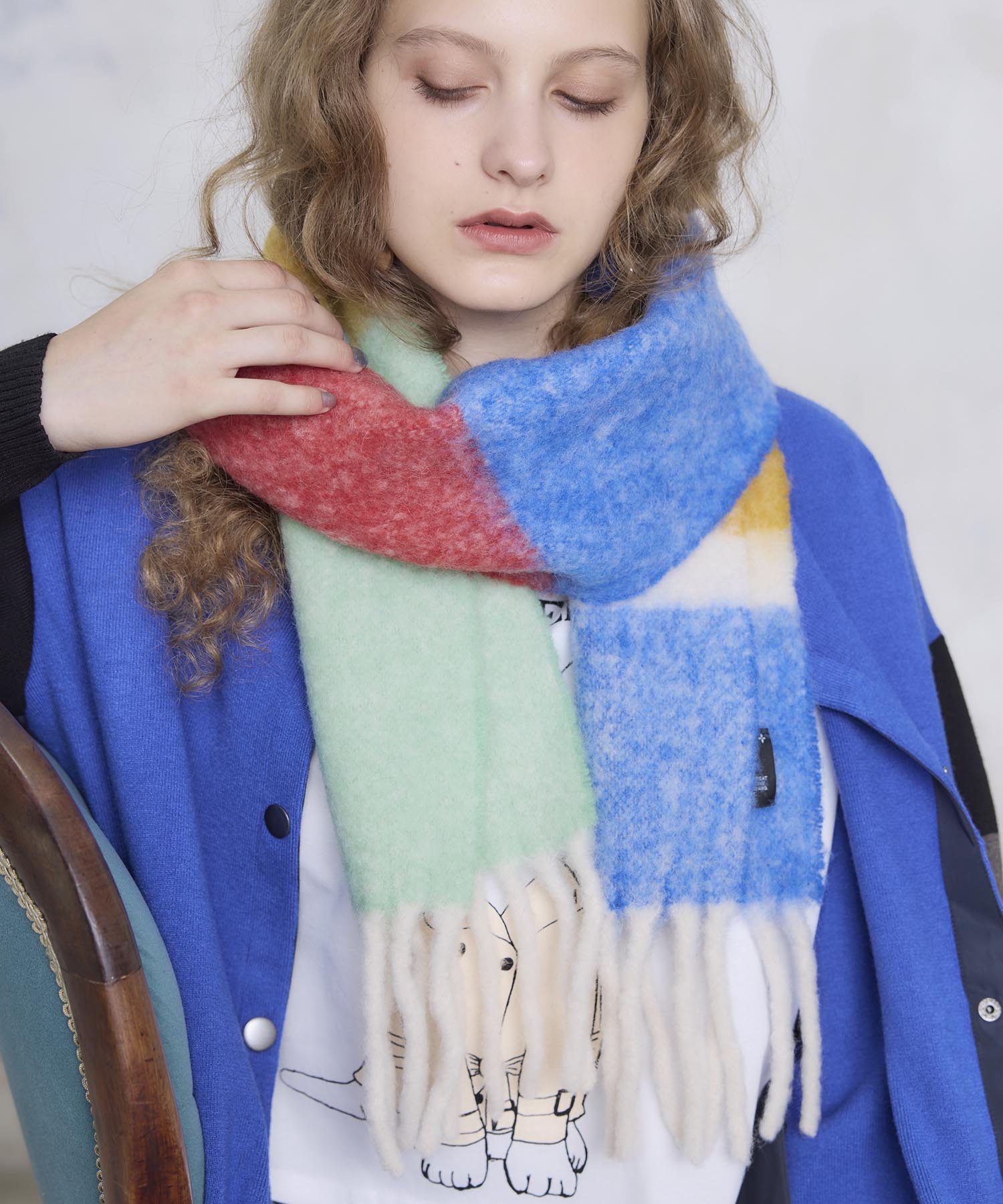 マルチカラーブークレマフラー