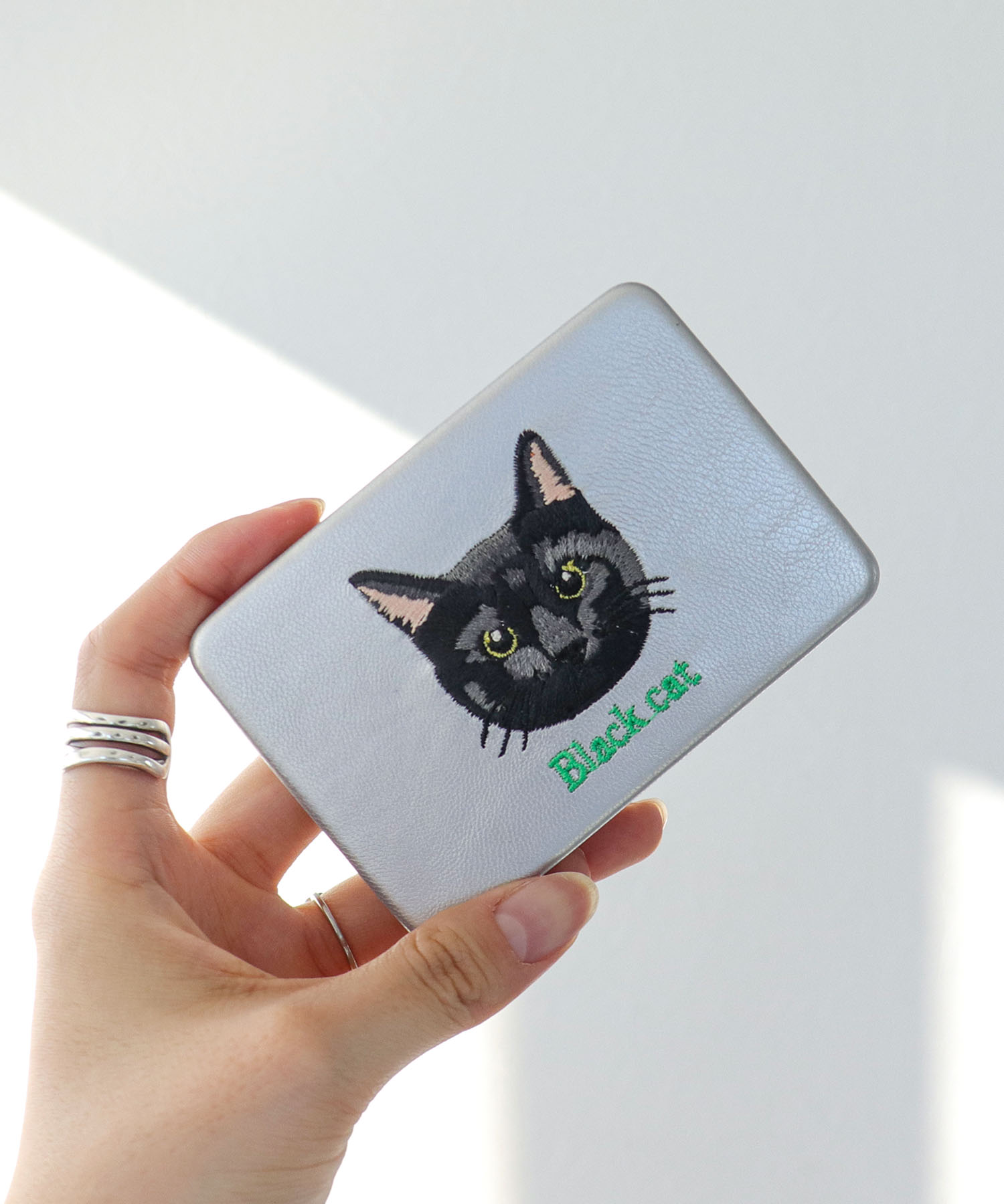 キャリング刺繍コンパクトミラーケース