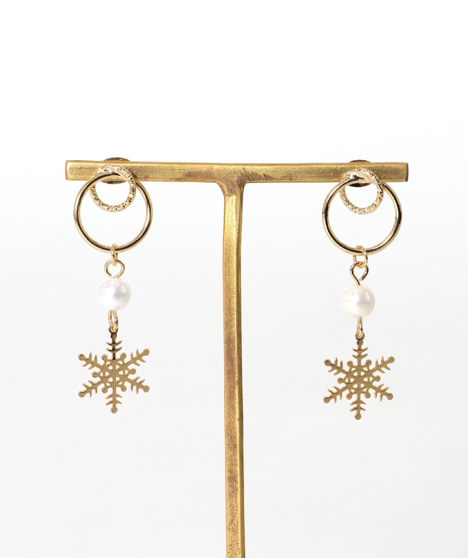 スノーフレークピアス