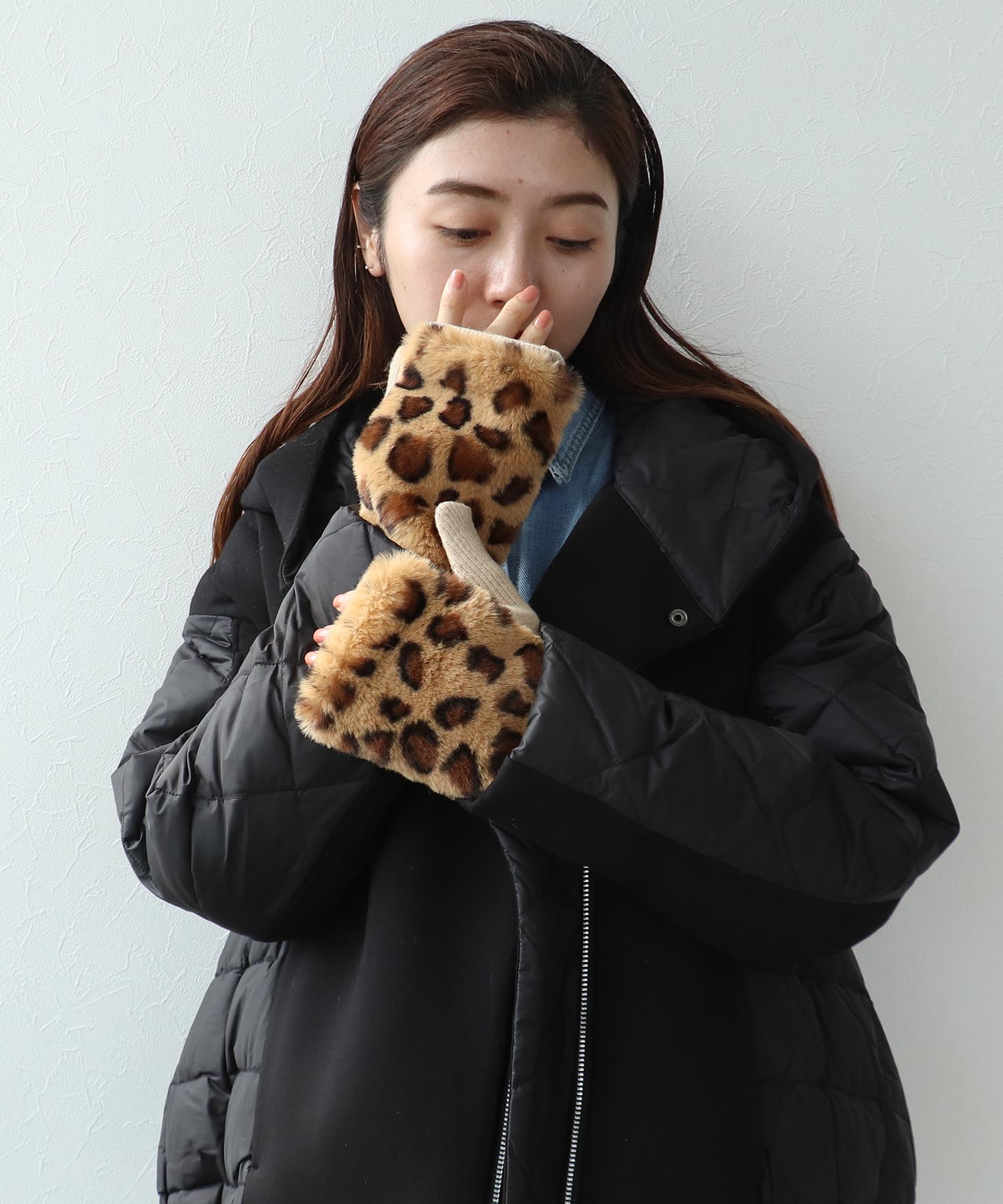 ヒョウ柄ファー指無しグローブ