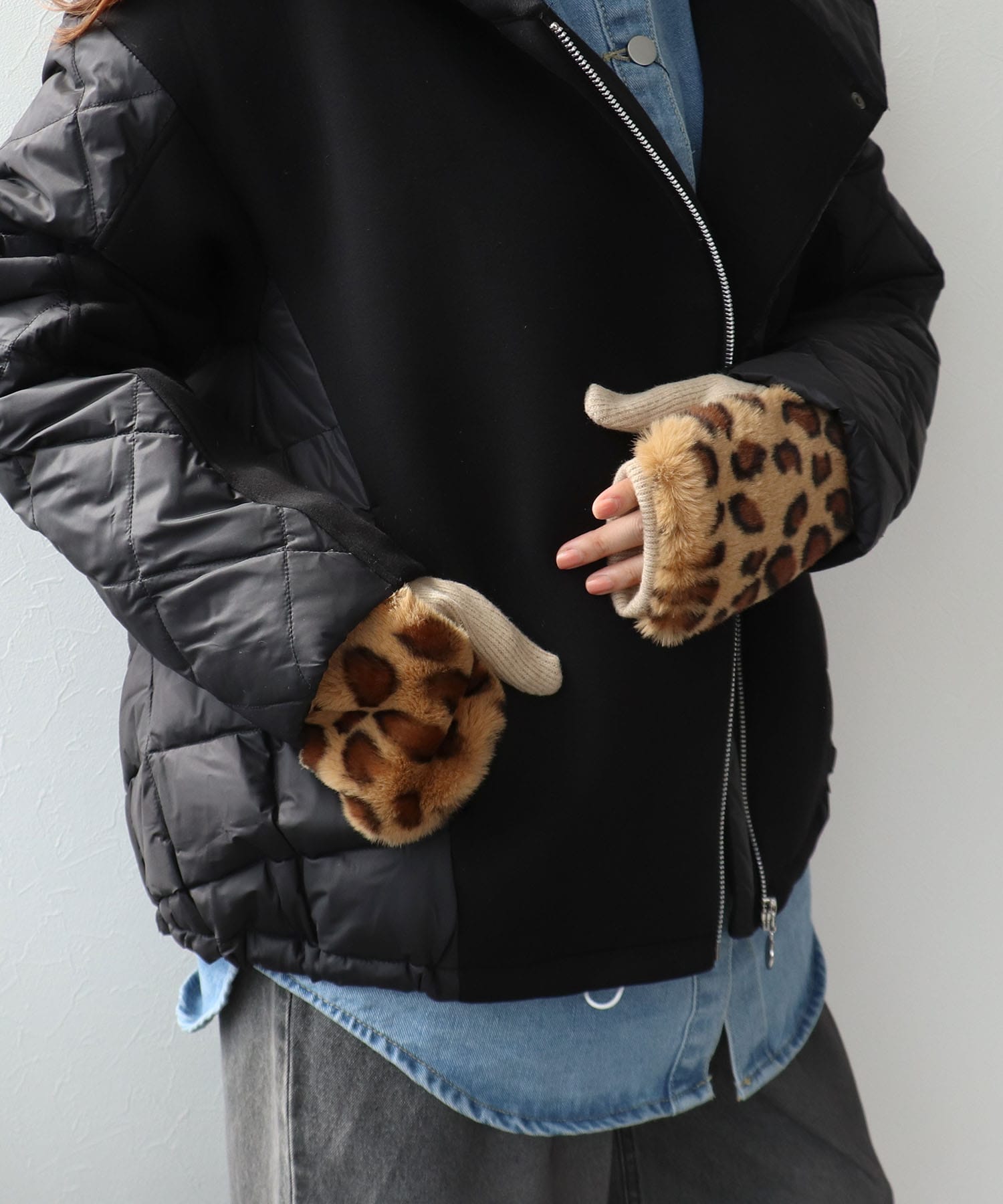 ヒョウ柄ファー指無しグローブ