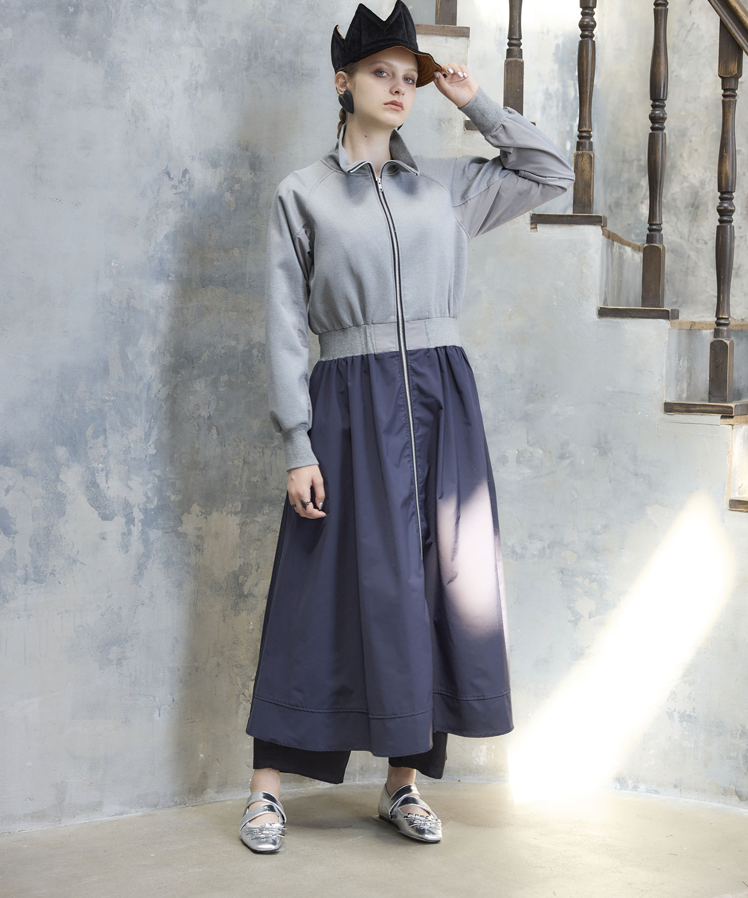 【MARECHAL TERRE】ジップブルゾンワンピース
