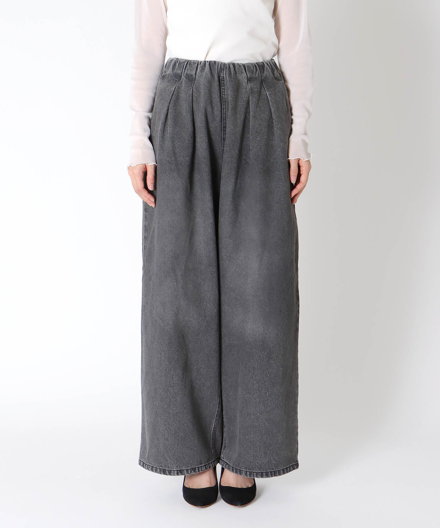 【MARECHAL TERRE】タックデニムパンツ