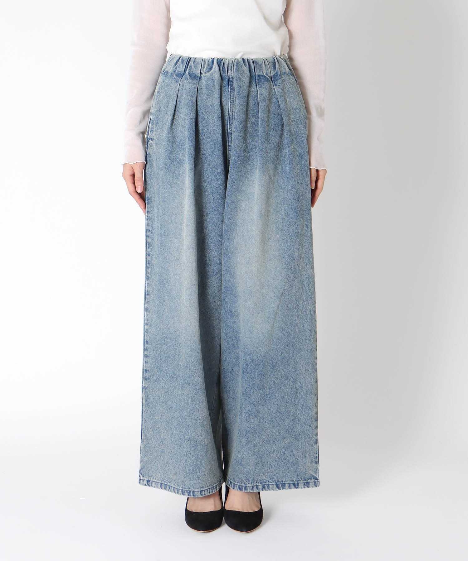 【MARECHAL TERRE】タックデニムパンツ