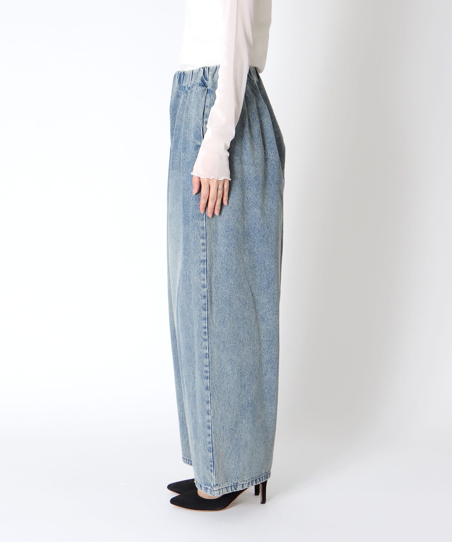 【MARECHAL TERRE】タックデニムパンツ