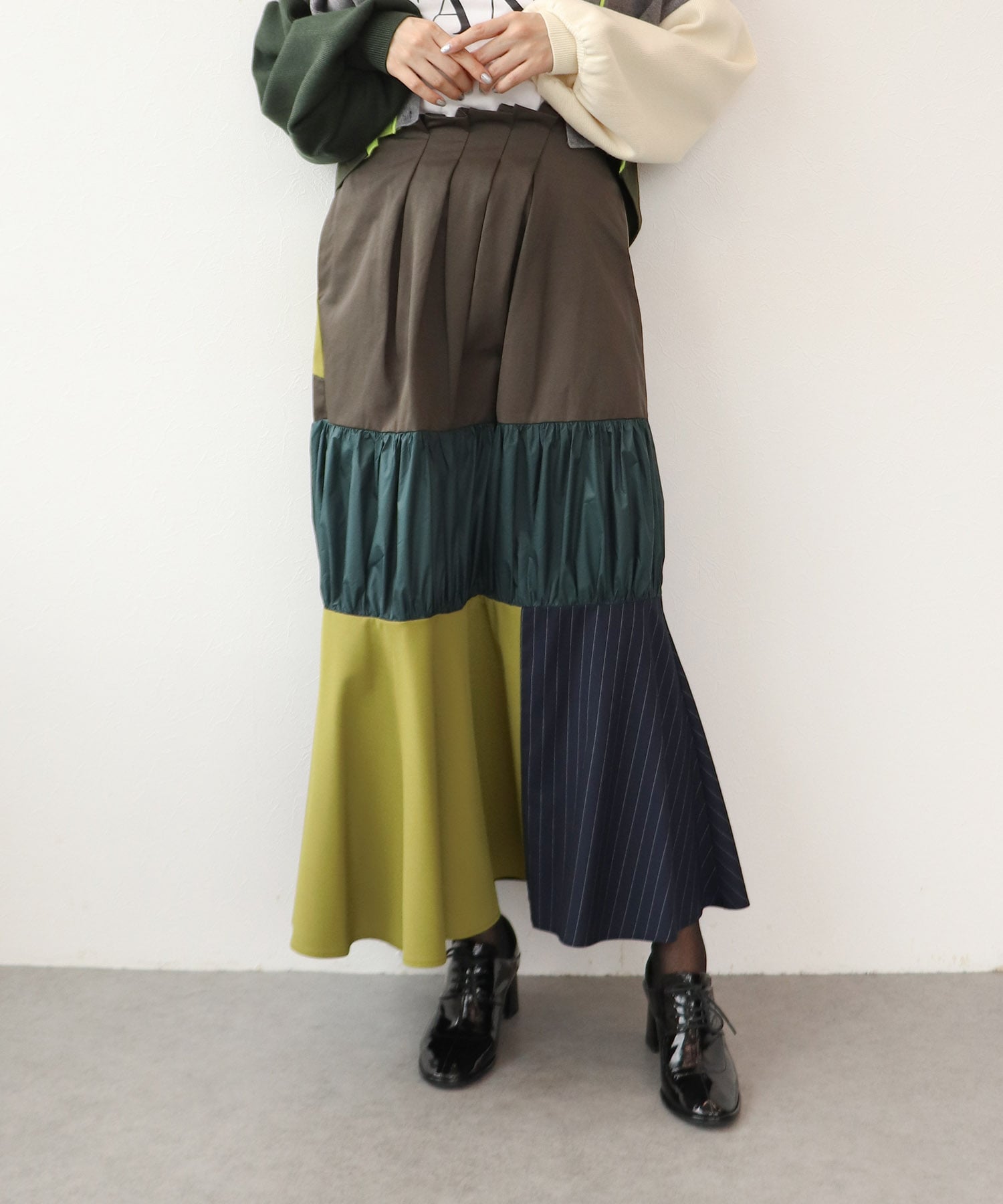 【MALCHAL TERRE】テキスタイルスカート