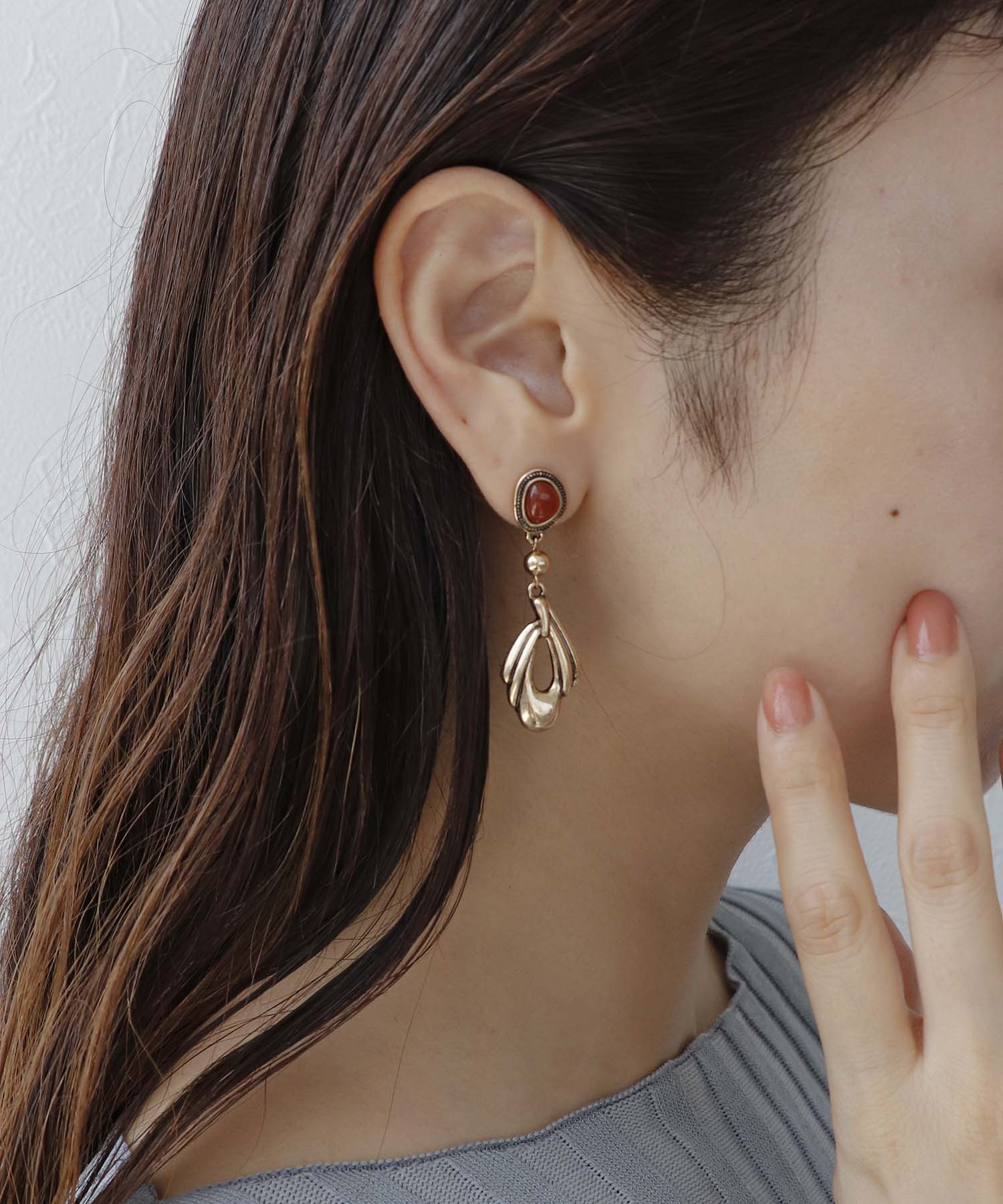 【LIMITED NUMBER】カラーストーンピアス