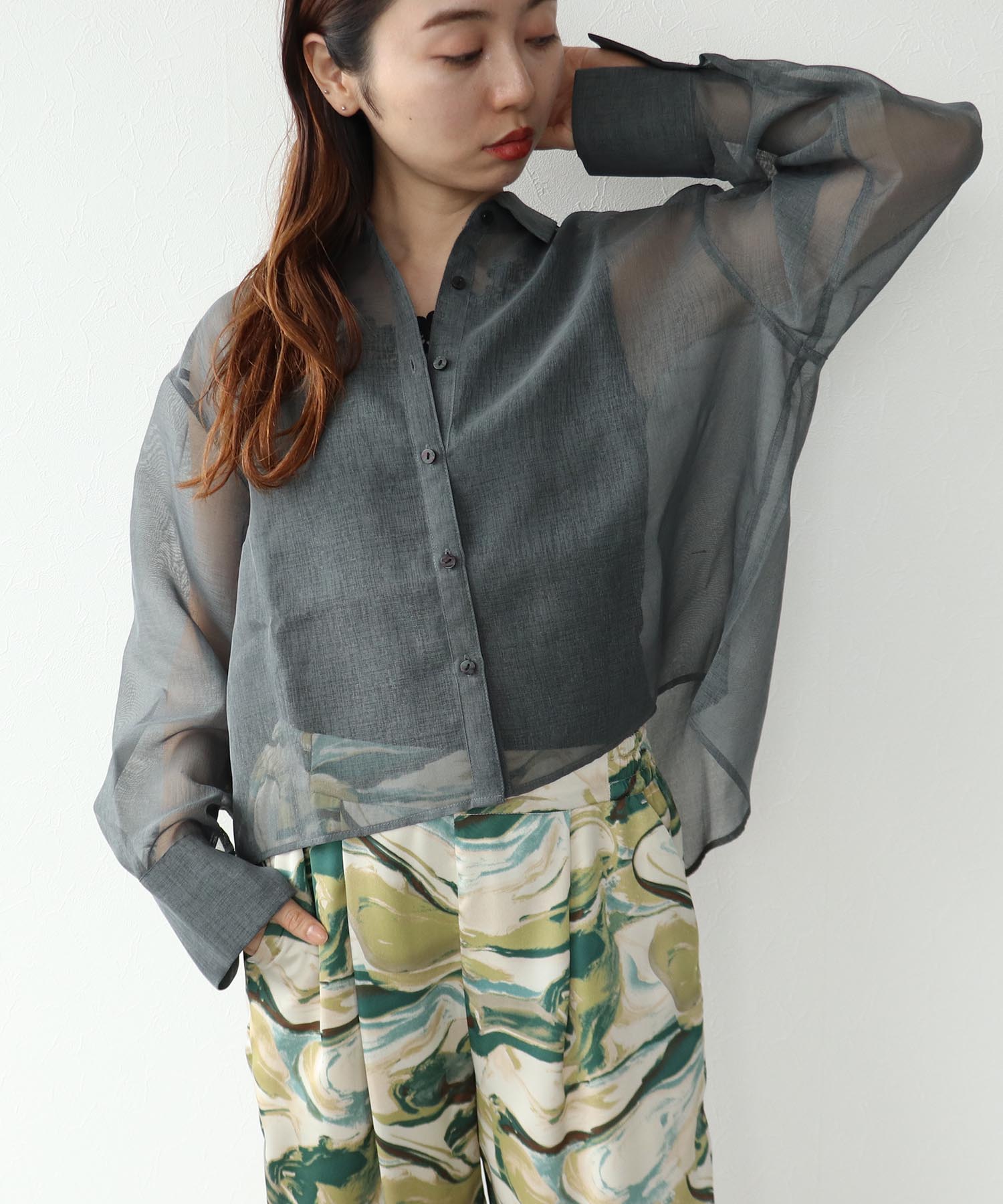 【WEB先行販売】シアーリネンライクショートブラウス