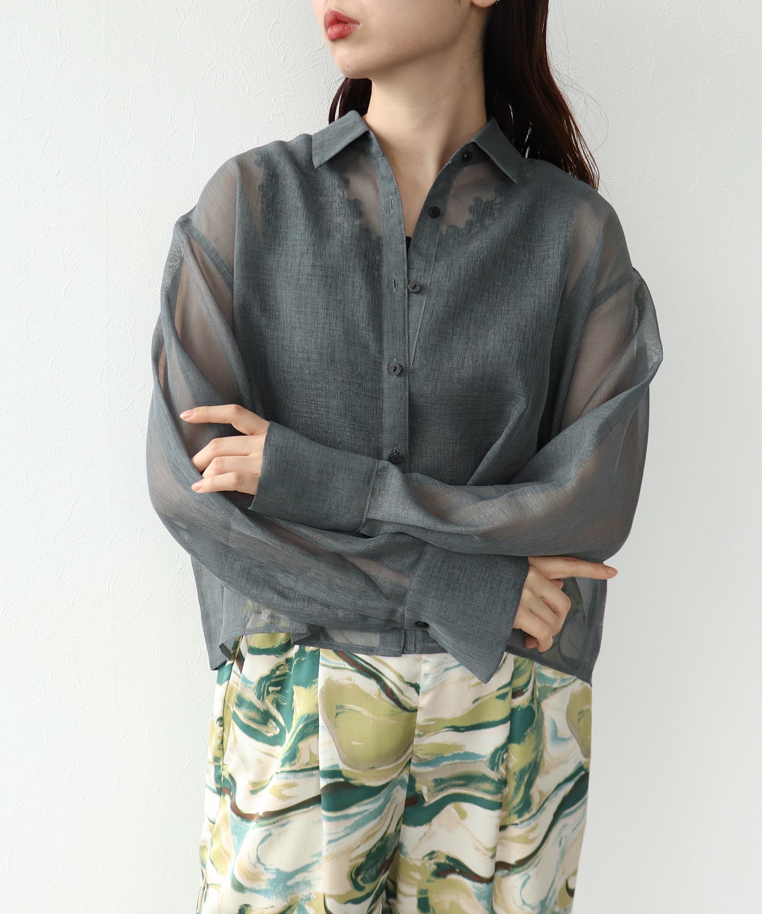 【WEB先行販売】シアーリネンライクショートブラウス