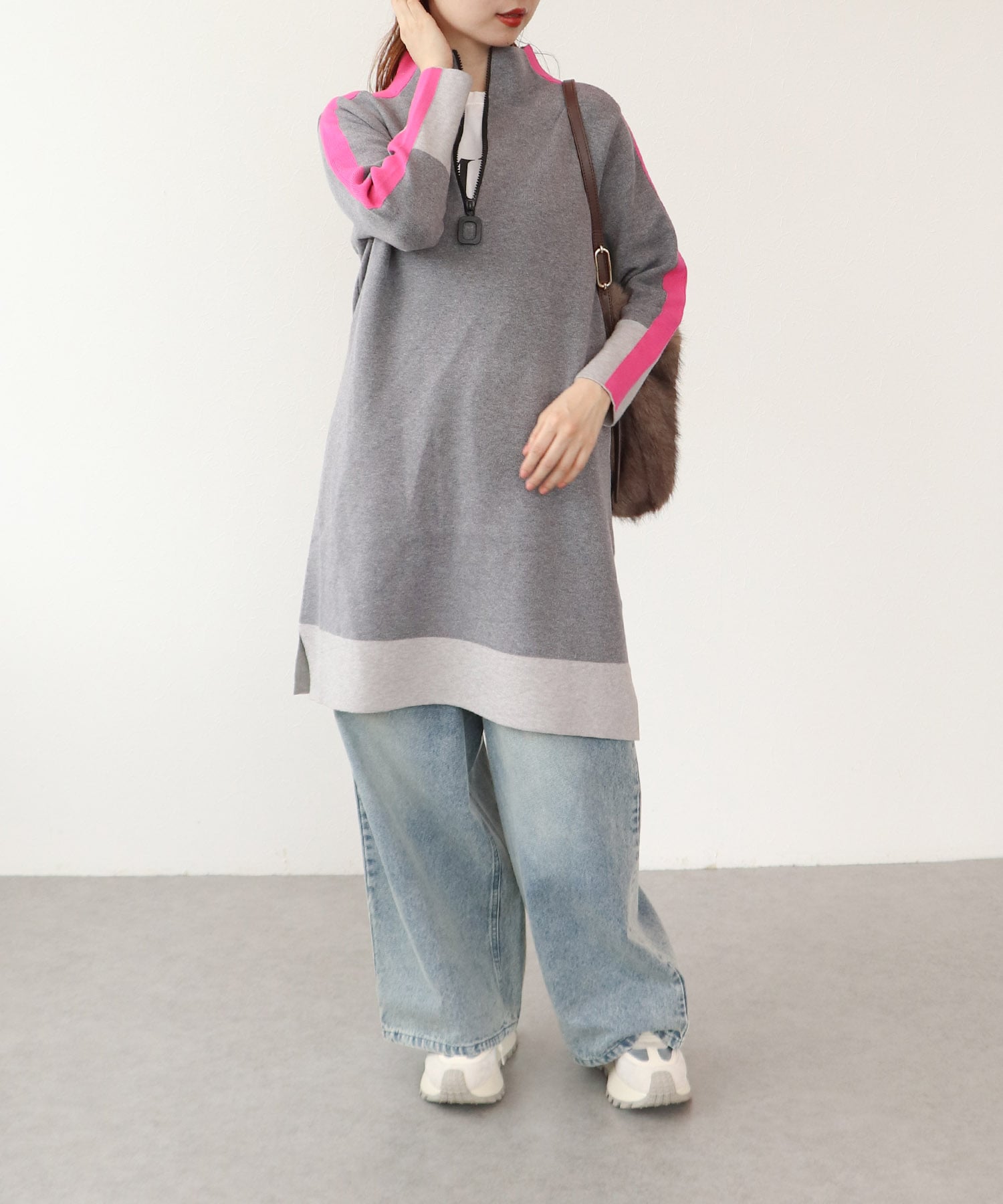 袖ラインハーフジップチュニック