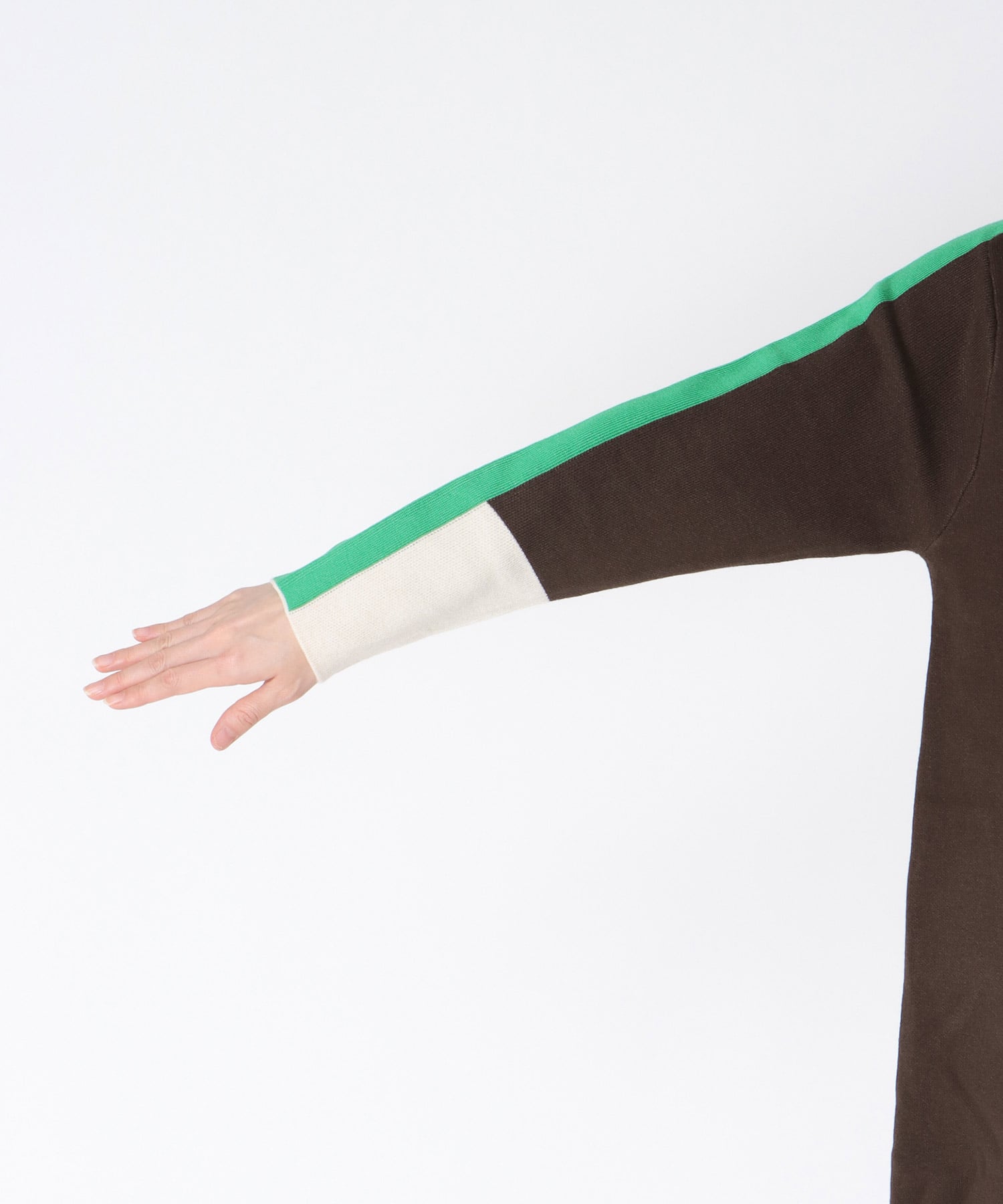 袖ラインハーフジップチュニック