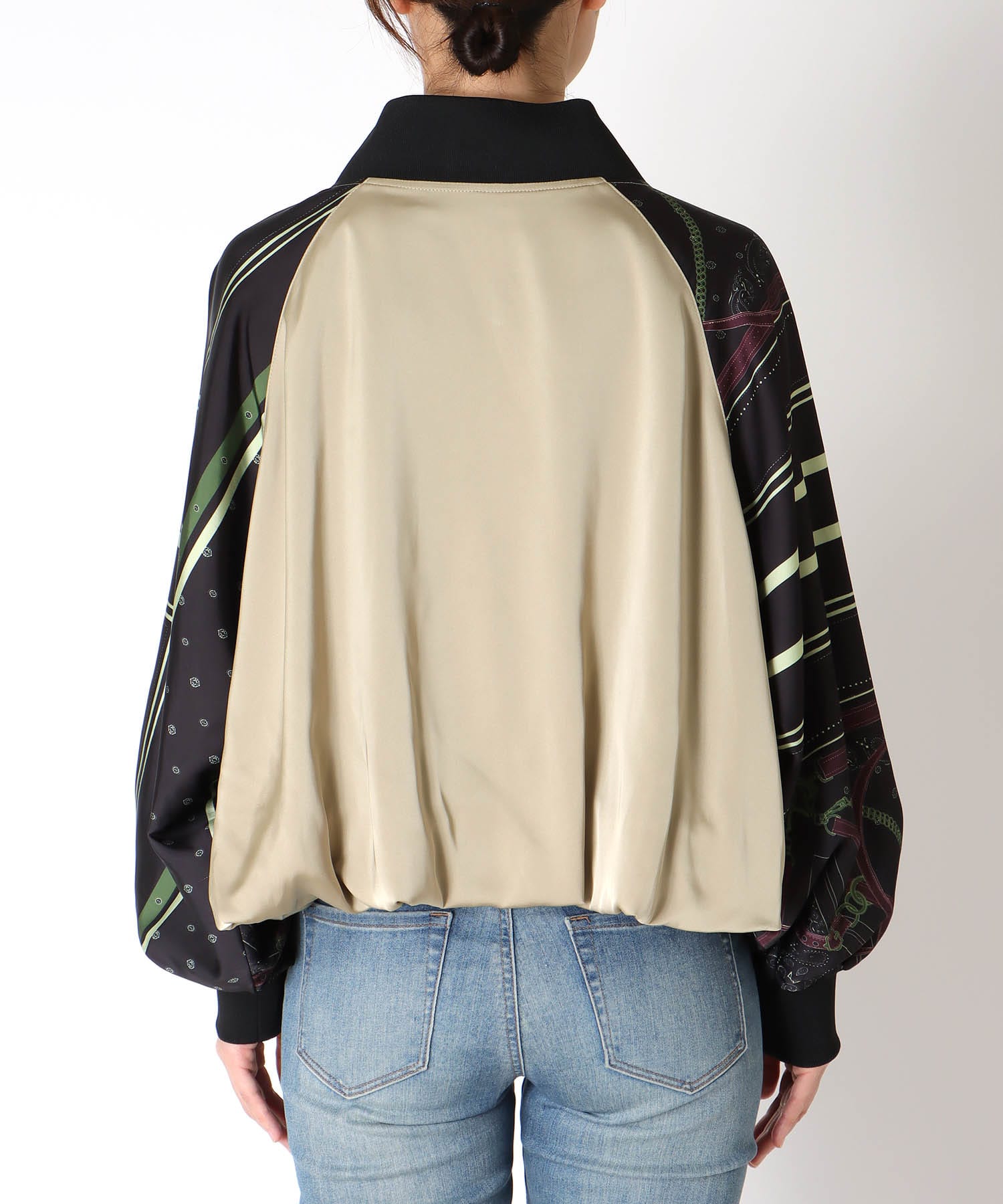 スカーフプリントブルゾン