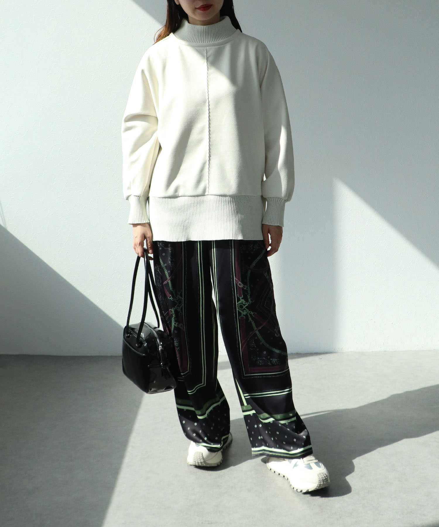 スカーフプリントパンツ