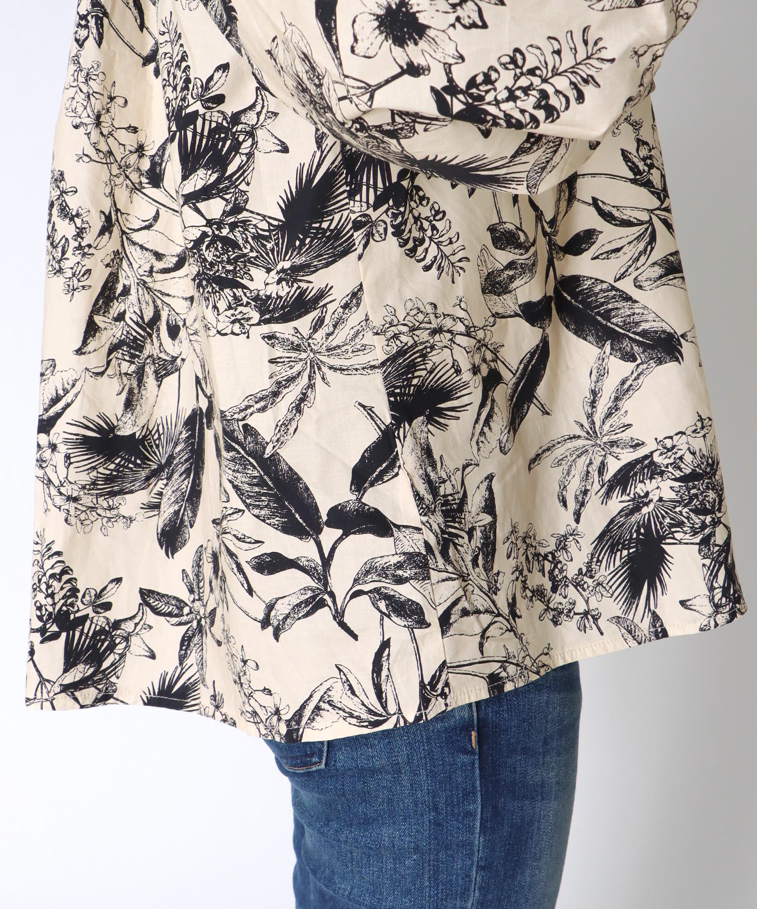 草花プリントボリューム袖ブラウス