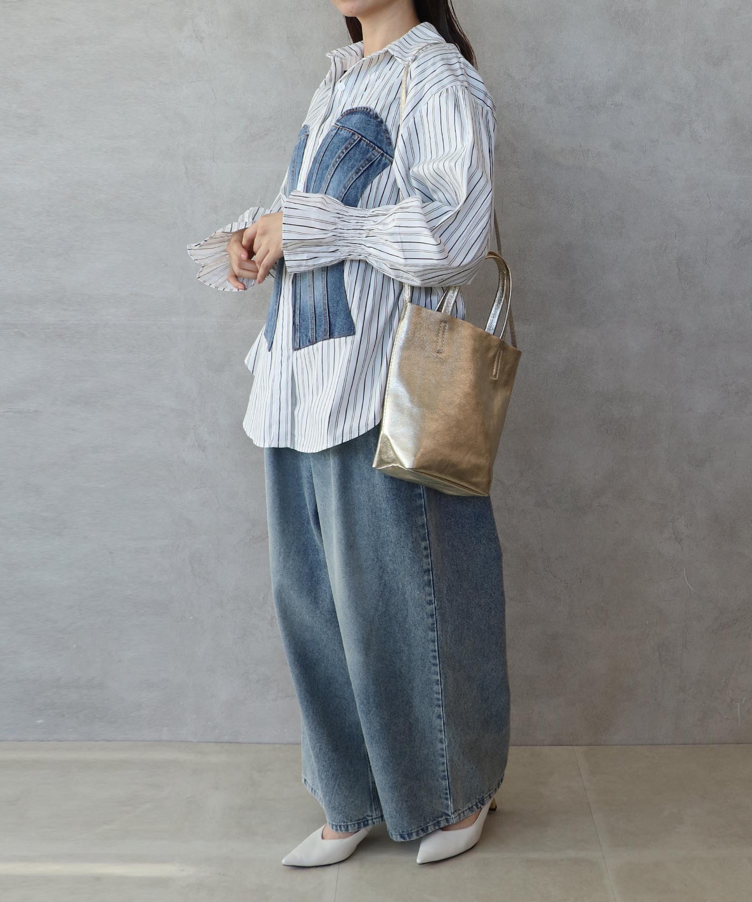 Backギャザーデニムパッチシャツ