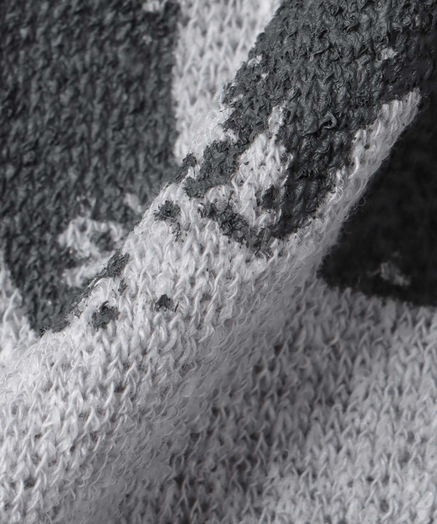 ロゴ入りレーシーニットロンT