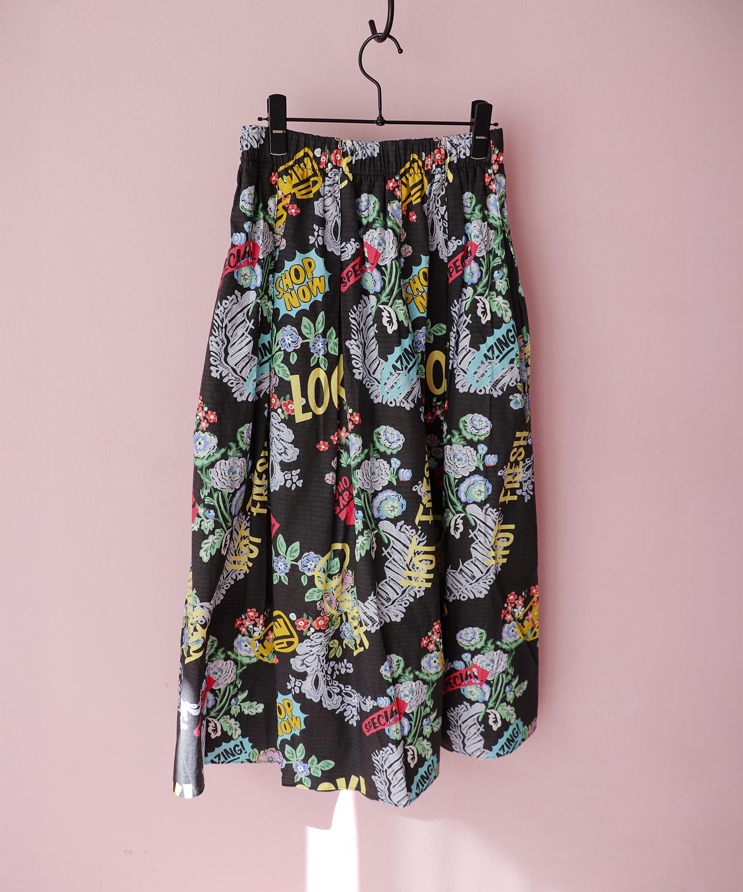 ロゴ×ﾌフラワープリントスカート
