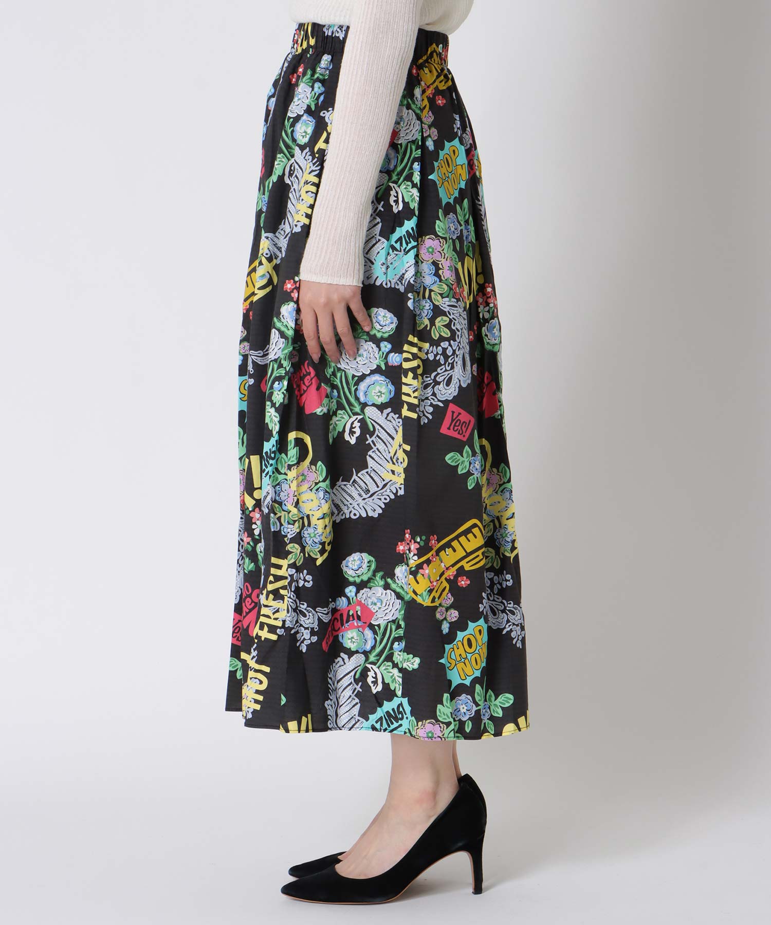ロゴ×ﾌフラワープリントスカート