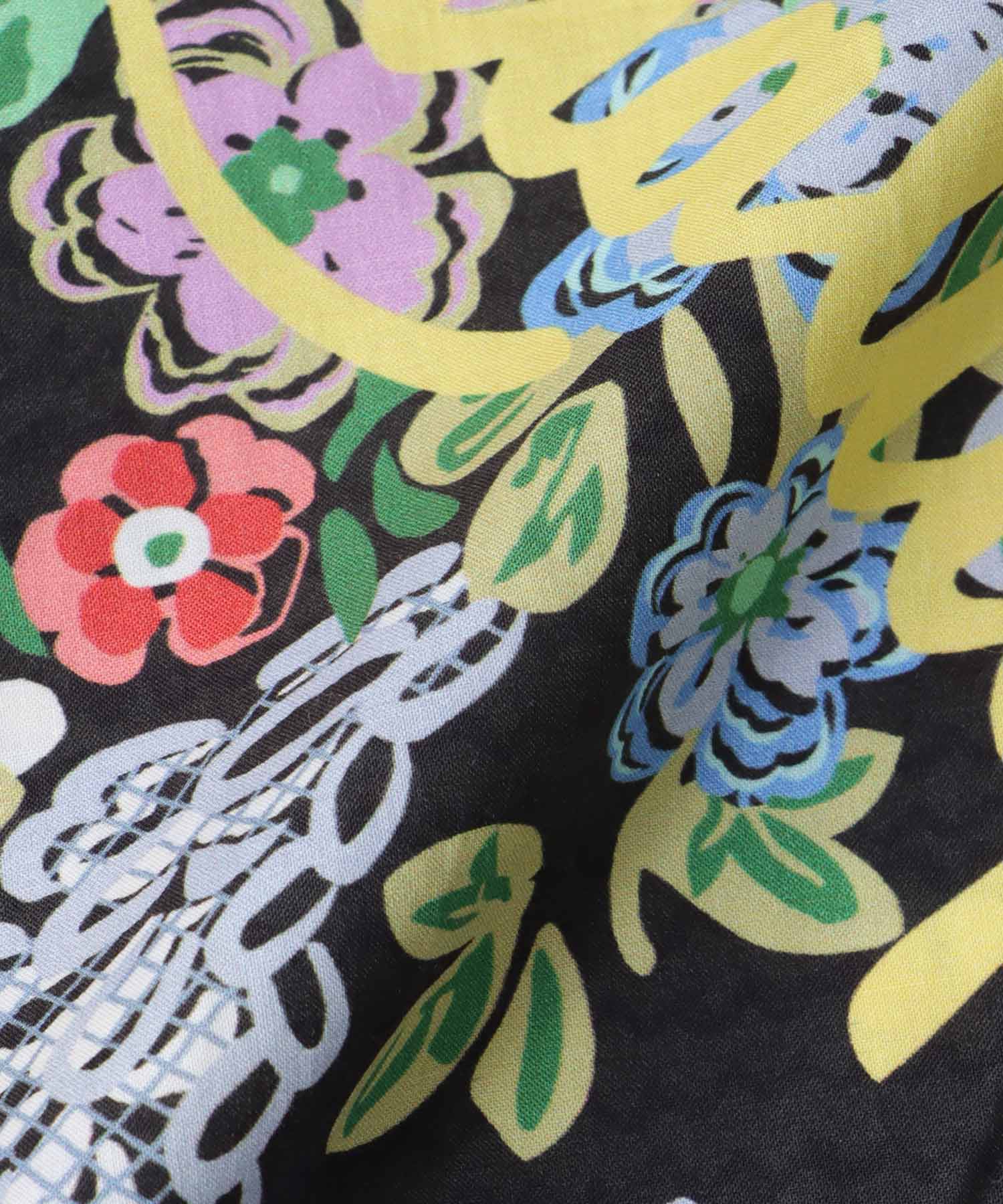 ロゴ×ﾌフラワープリントスカート