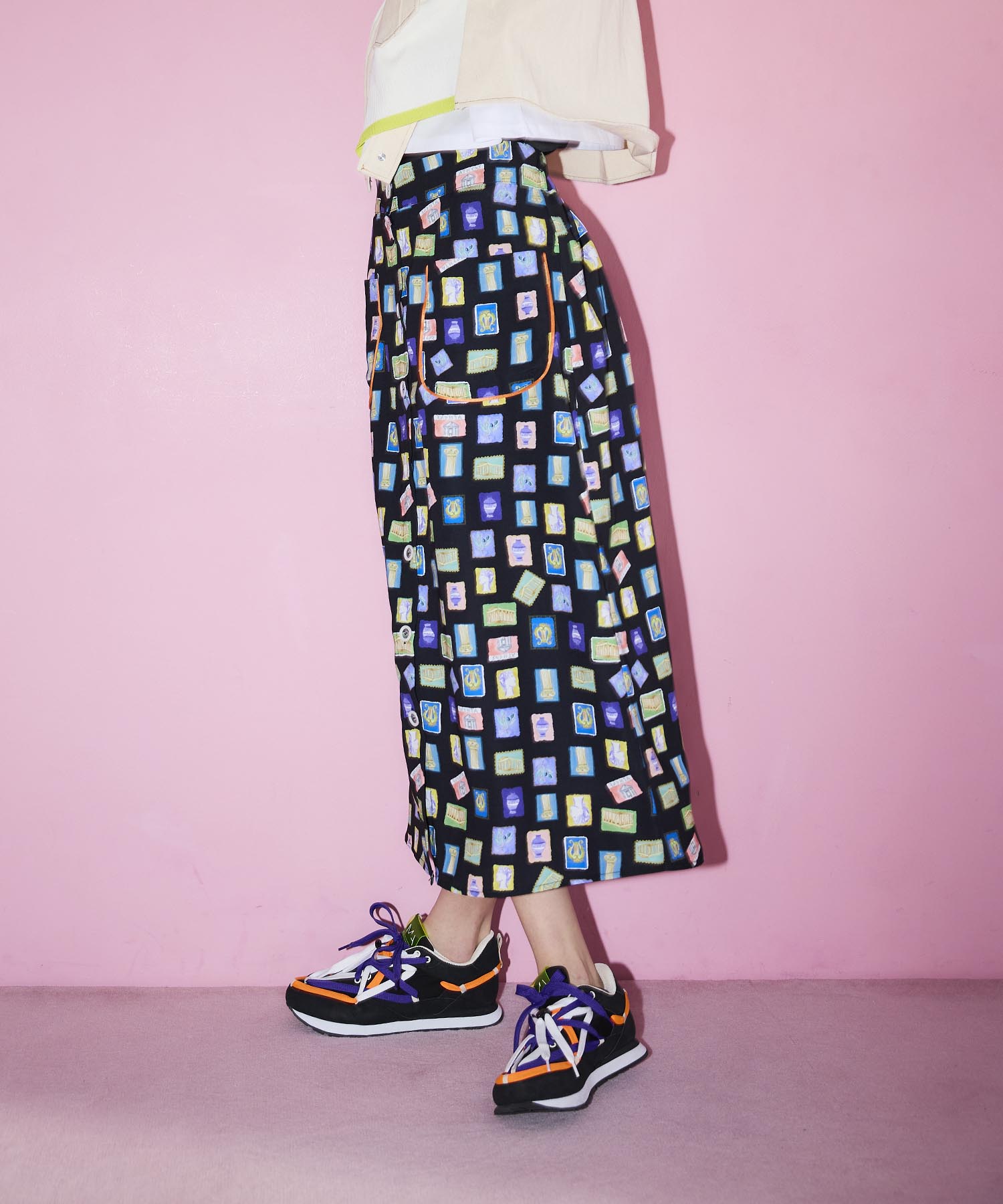 カラフルスタンププリントスカート