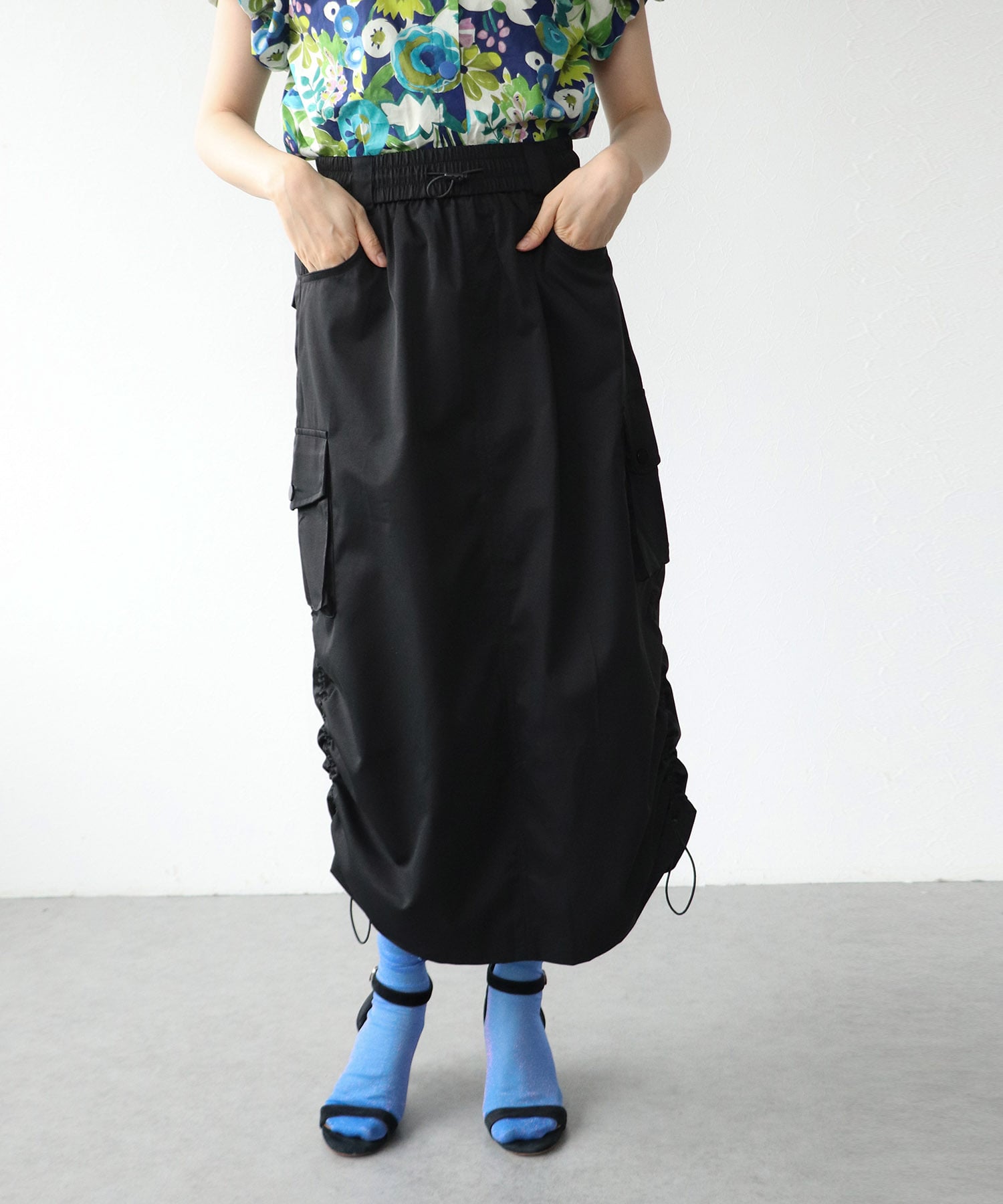 ポケット付ドロスト変形スカート