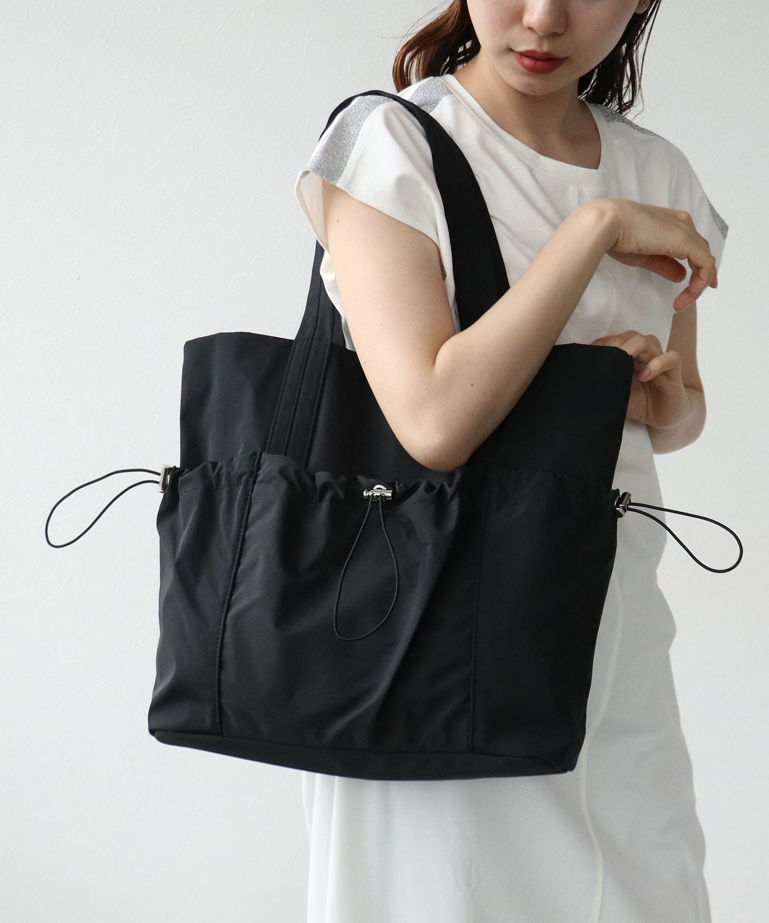 ギャザーポケットナイロントート