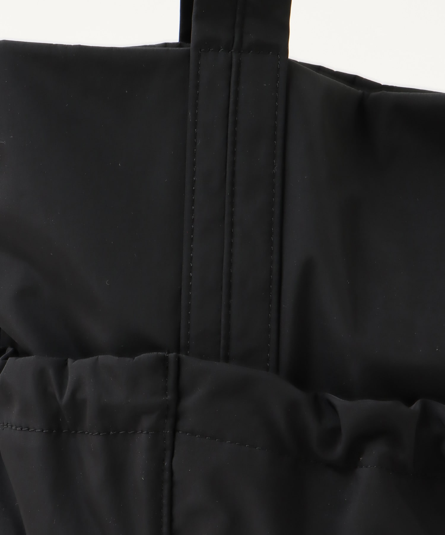 ギャザーポケットナイロントート