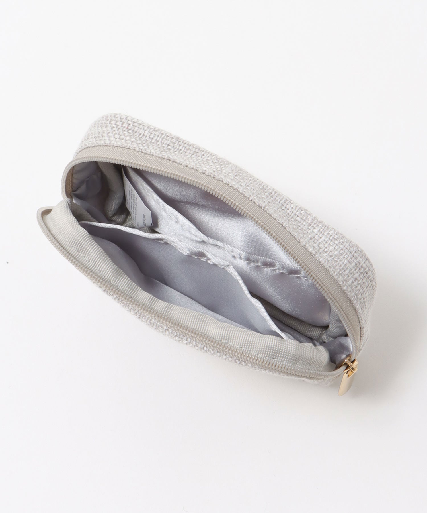 ネイルビジュー刺繍ポーチ